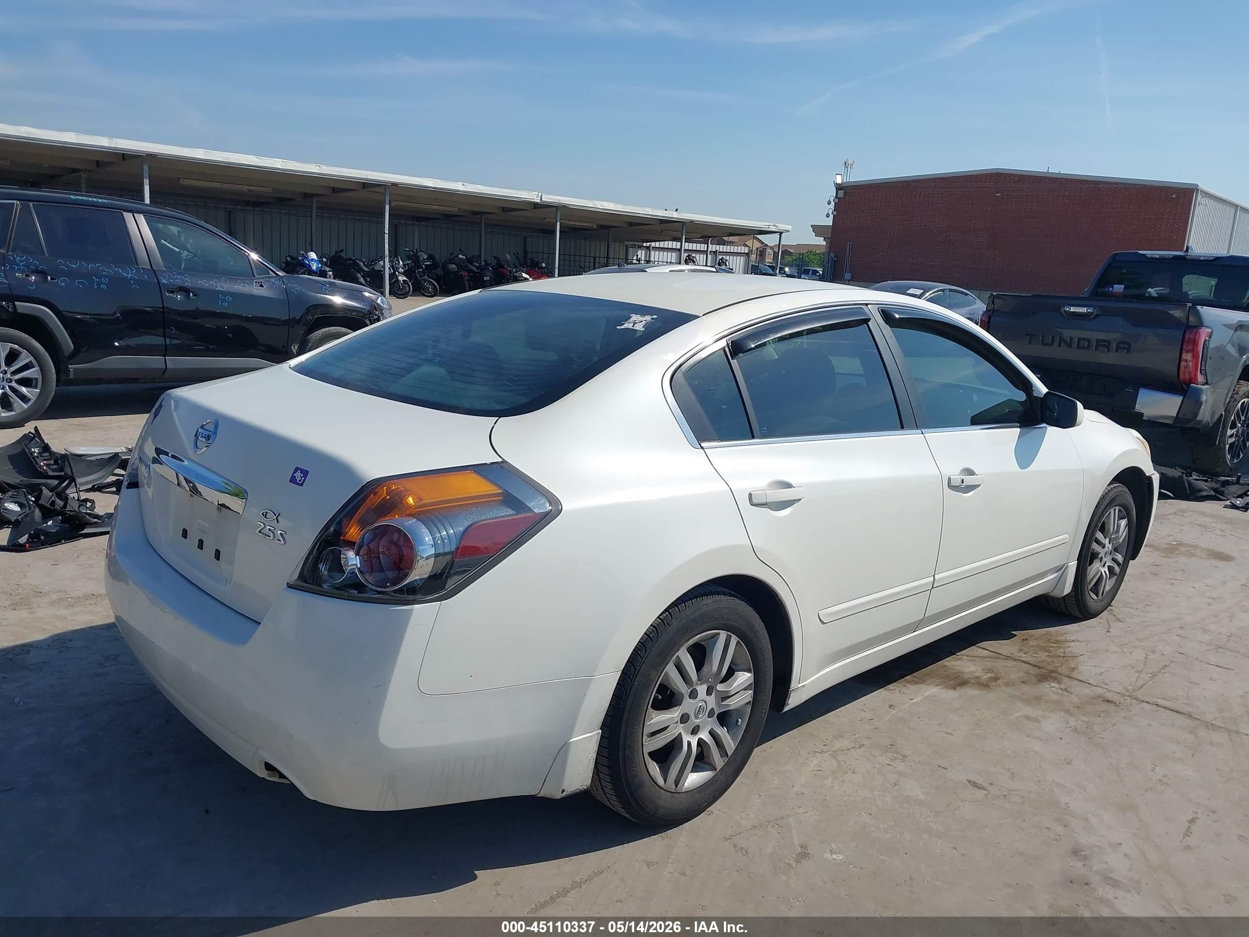 2011 Nissan Altima 2.5 S White vin: 1N4AL2AP3BN514374