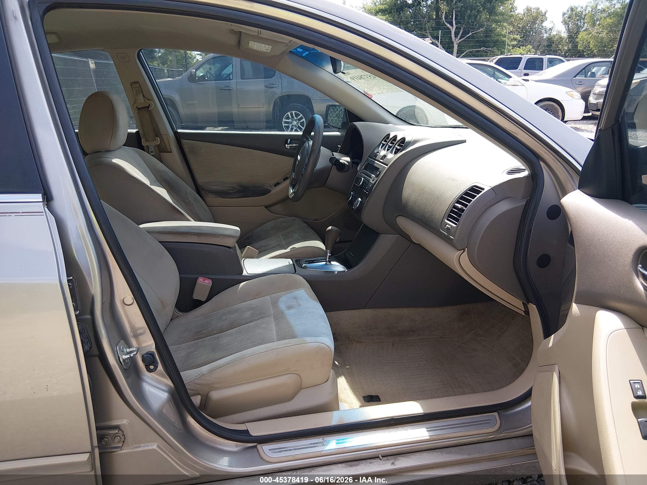 2012 Nissan Altima 2.5 S Tan vin: 1N4AL2AP3CC109922