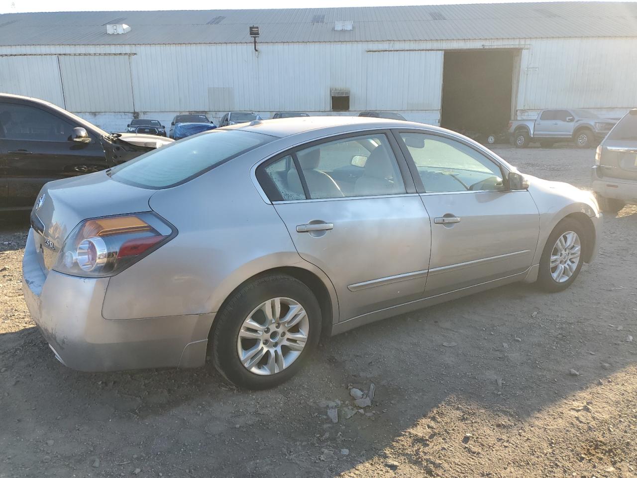 2012 Nissan Altima Base Gold vin: 1N4AL2AP3CC135033