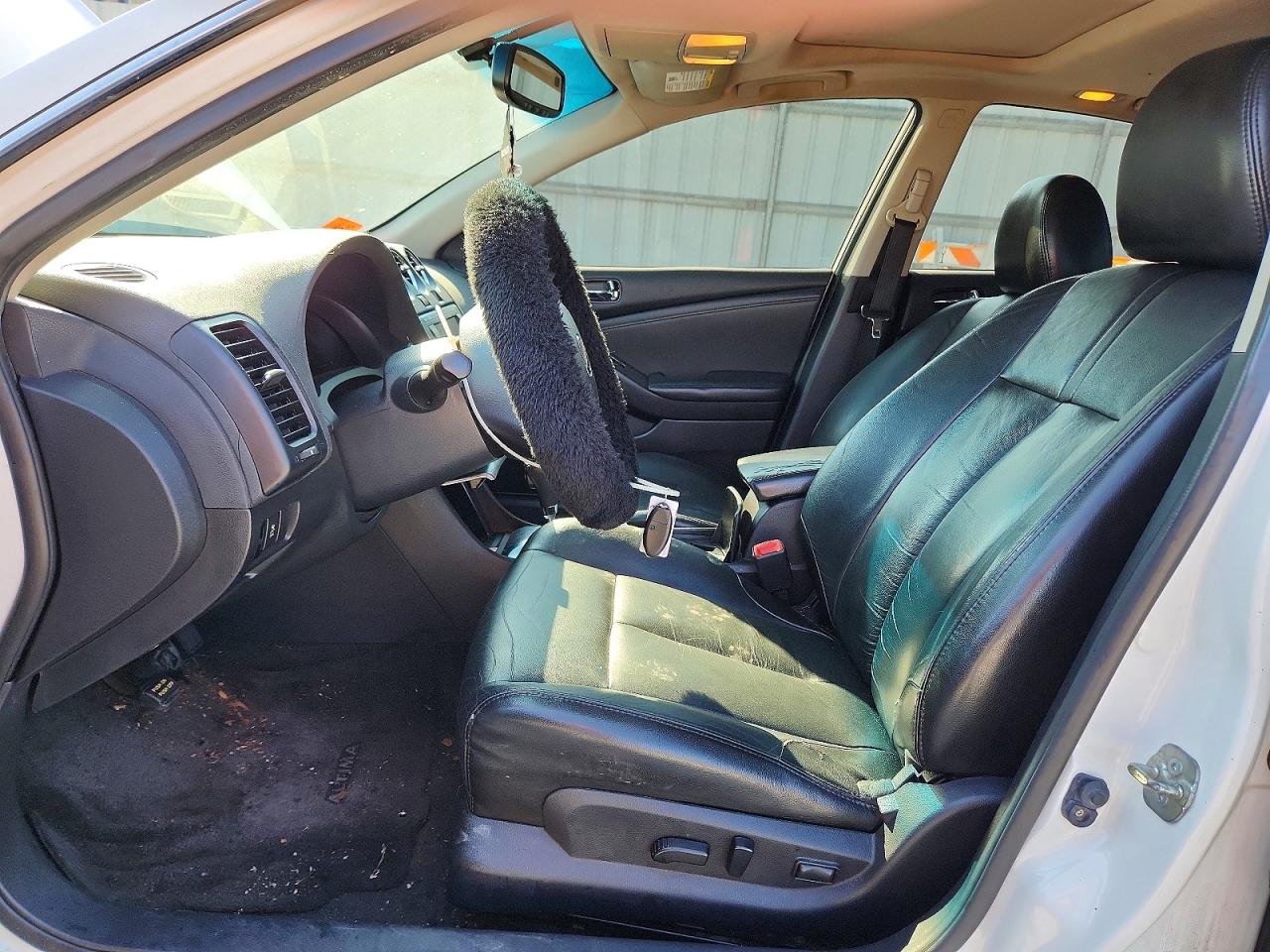 2012 Nissan Altima 2.5 Белый vin: 1N4AL2AP3CC140068