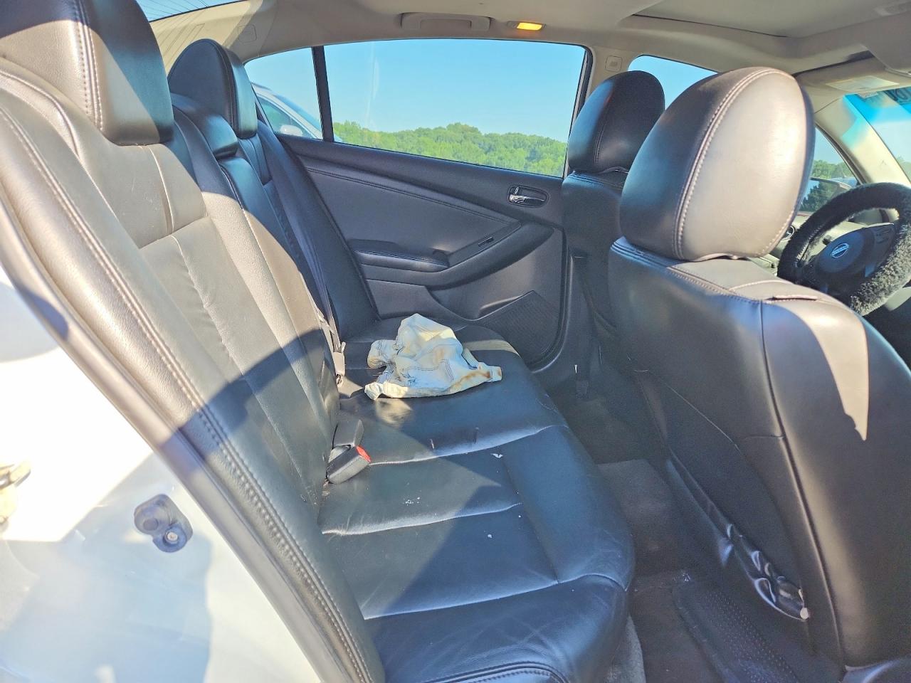 2012 Nissan Altima 2.5 Белый vin: 1N4AL2AP3CC140068