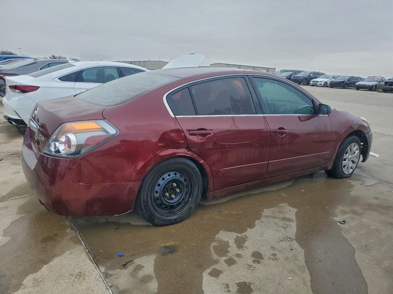 2012 Nissan Altima Base Maroon vin: 1N4AL2AP3CC164483