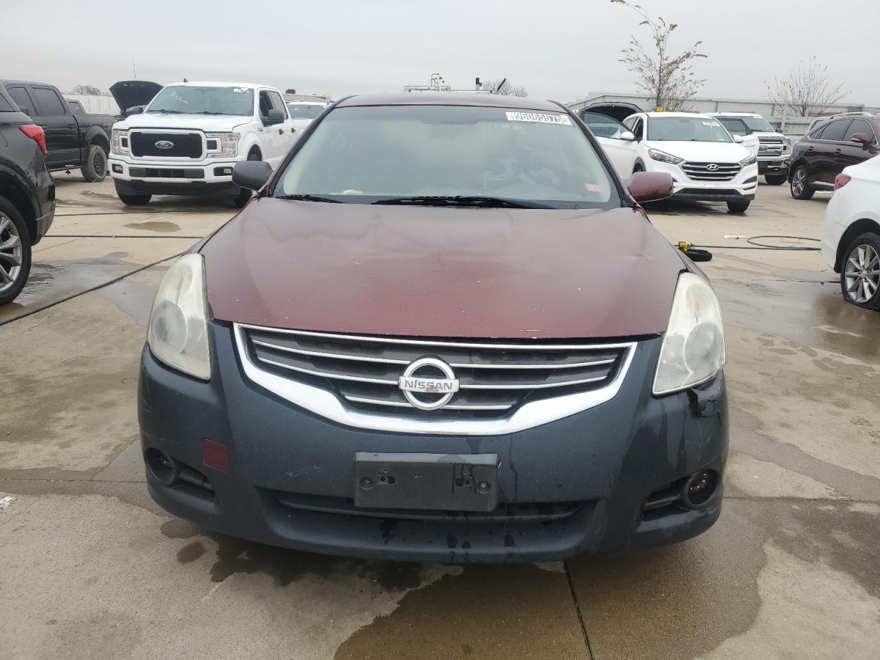 2012 Nissan Altima Base Maroon vin: 1N4AL2AP3CC164483 Damage: Hood, Chipped, 10 Or More
