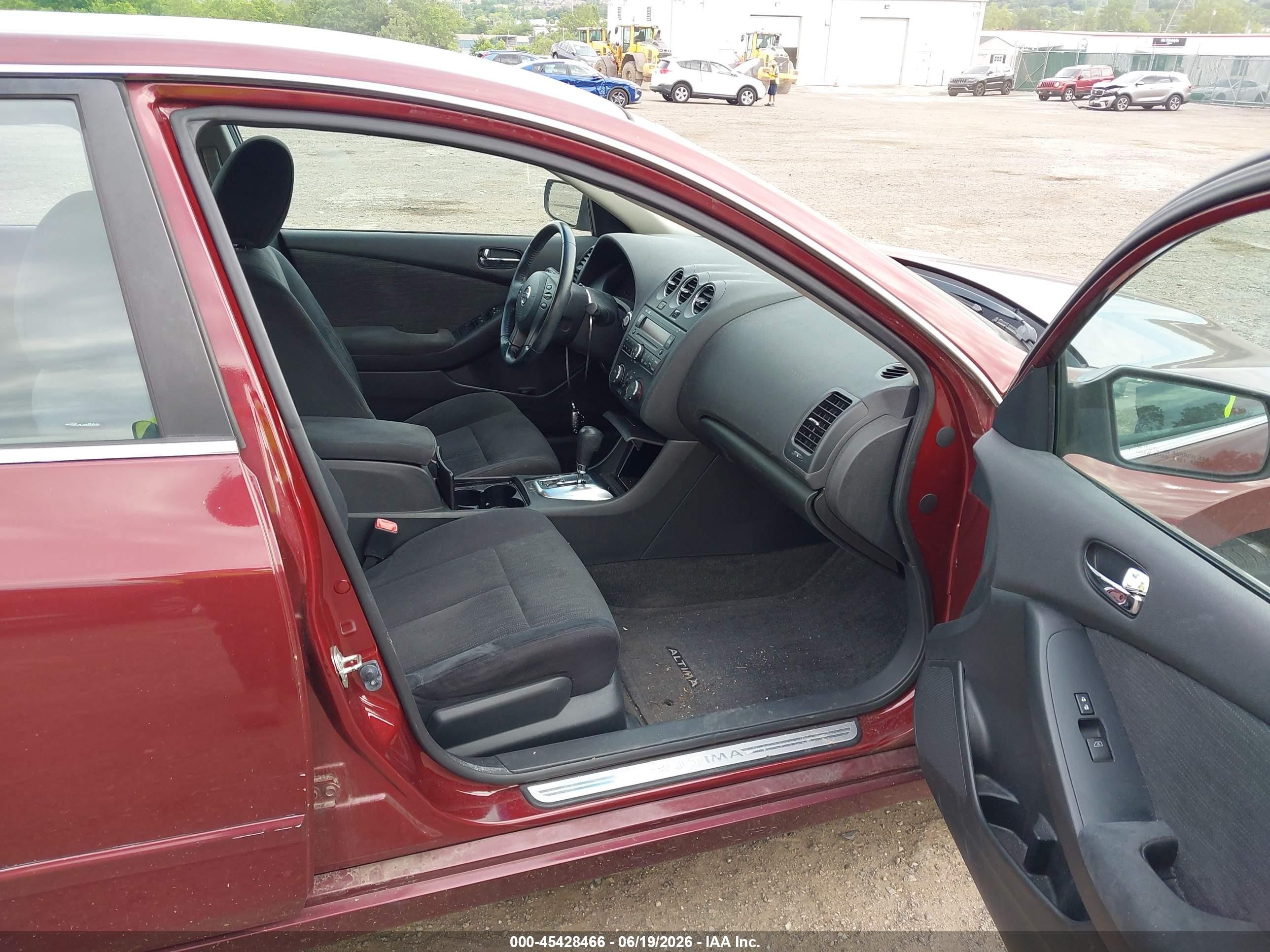 2012 Nissan Altima 2.5 S Burgundy vin: 1N4AL2AP3CC179923