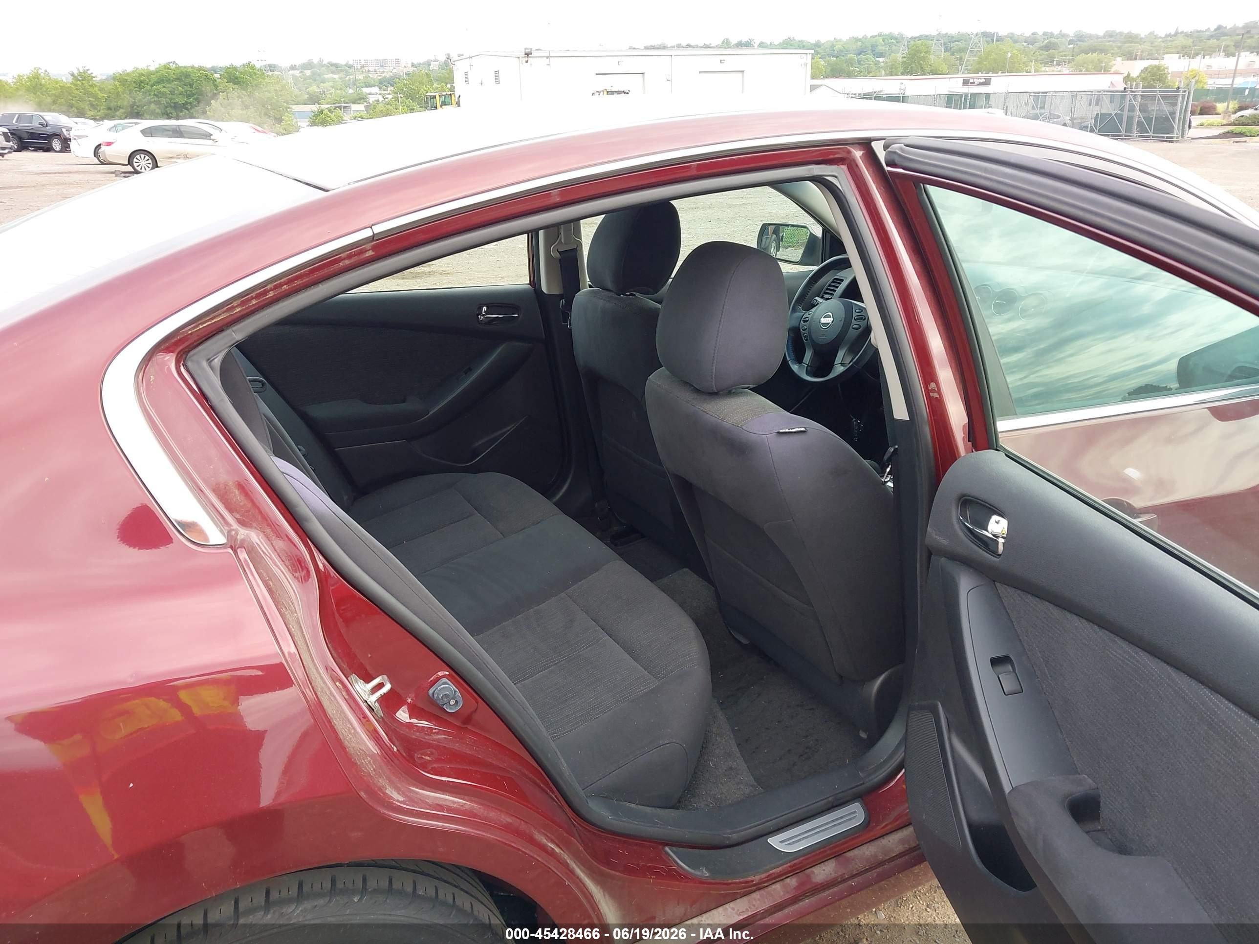 2012 Nissan Altima 2.5 S Burgundy vin: 1N4AL2AP3CC179923