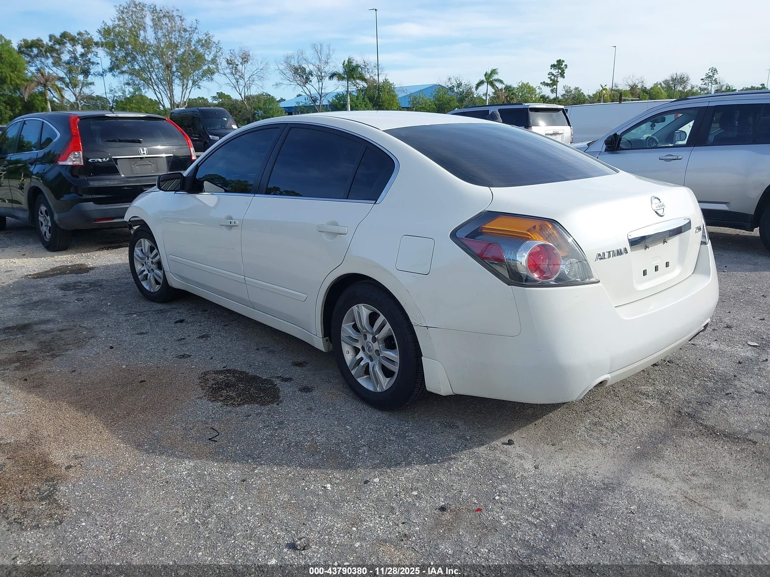 2012 Nissan Altima 2.5 S White vin: 1N4AL2AP3CN445753