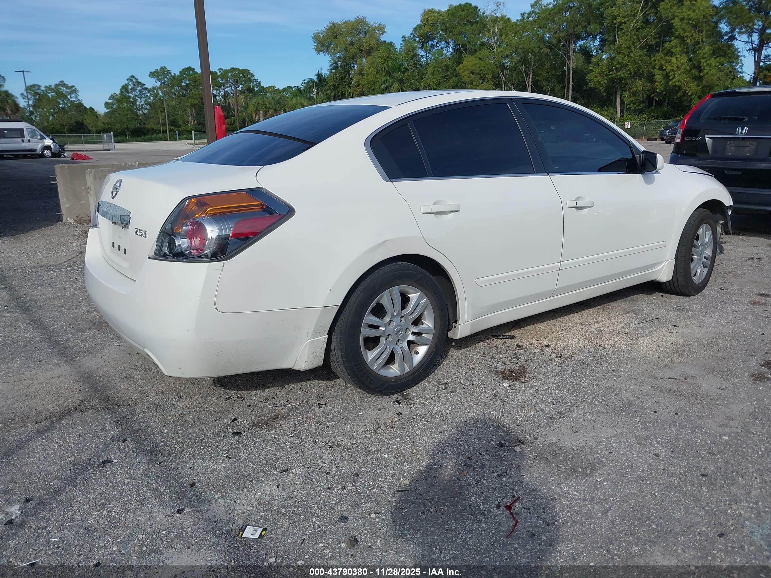 2012 Nissan Altima 2.5 S White vin: 1N4AL2AP3CN445753