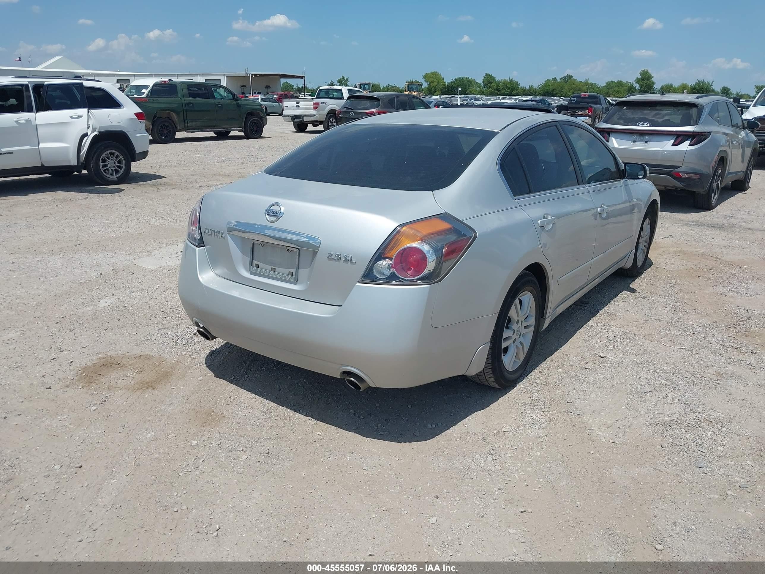 2012 Nissan Altima 2.5 S Silver vin: 1N4AL2AP3CN566007
