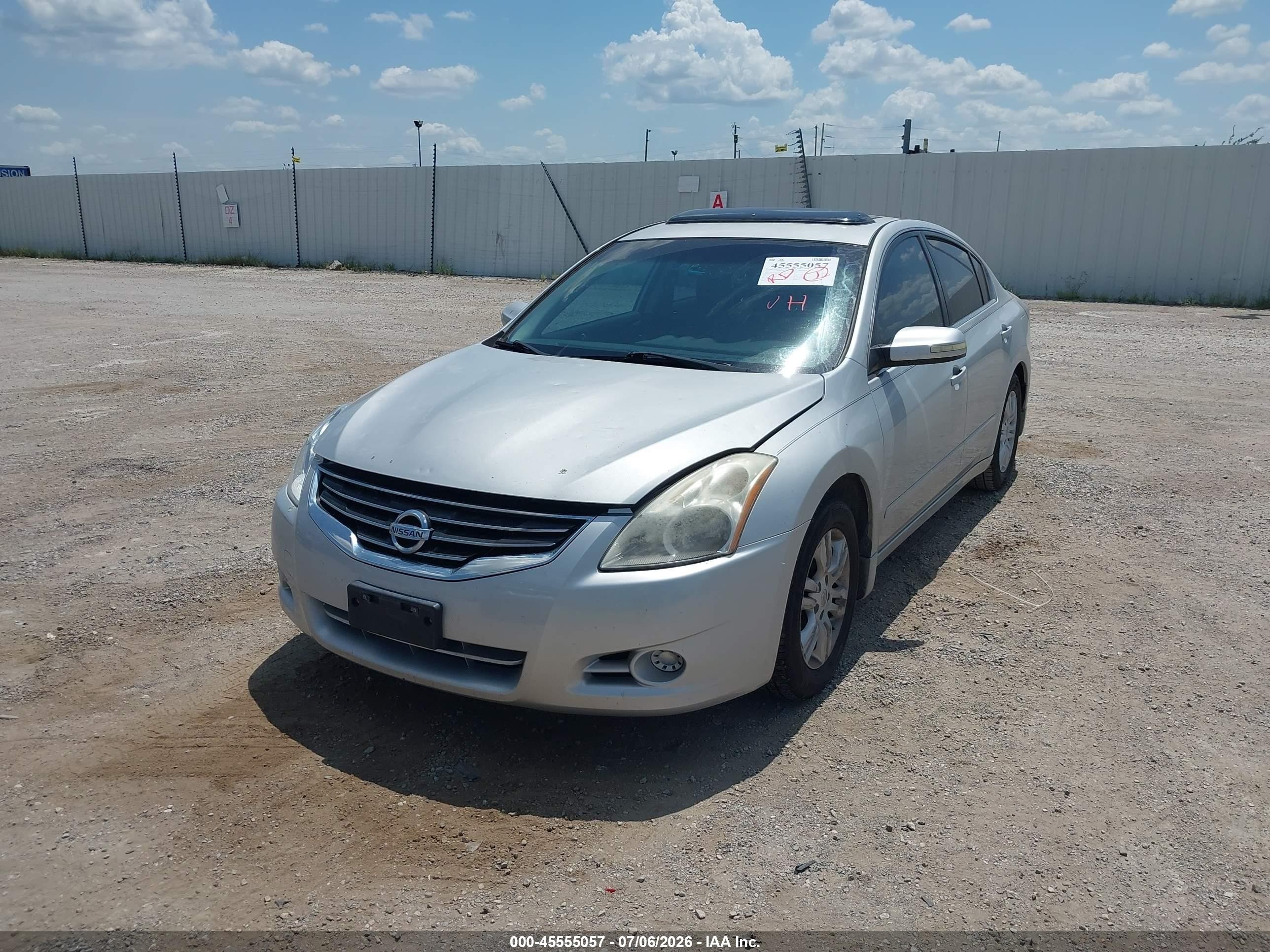 2012 Nissan Altima 2.5 S Silver vin: 1N4AL2AP3CN566007