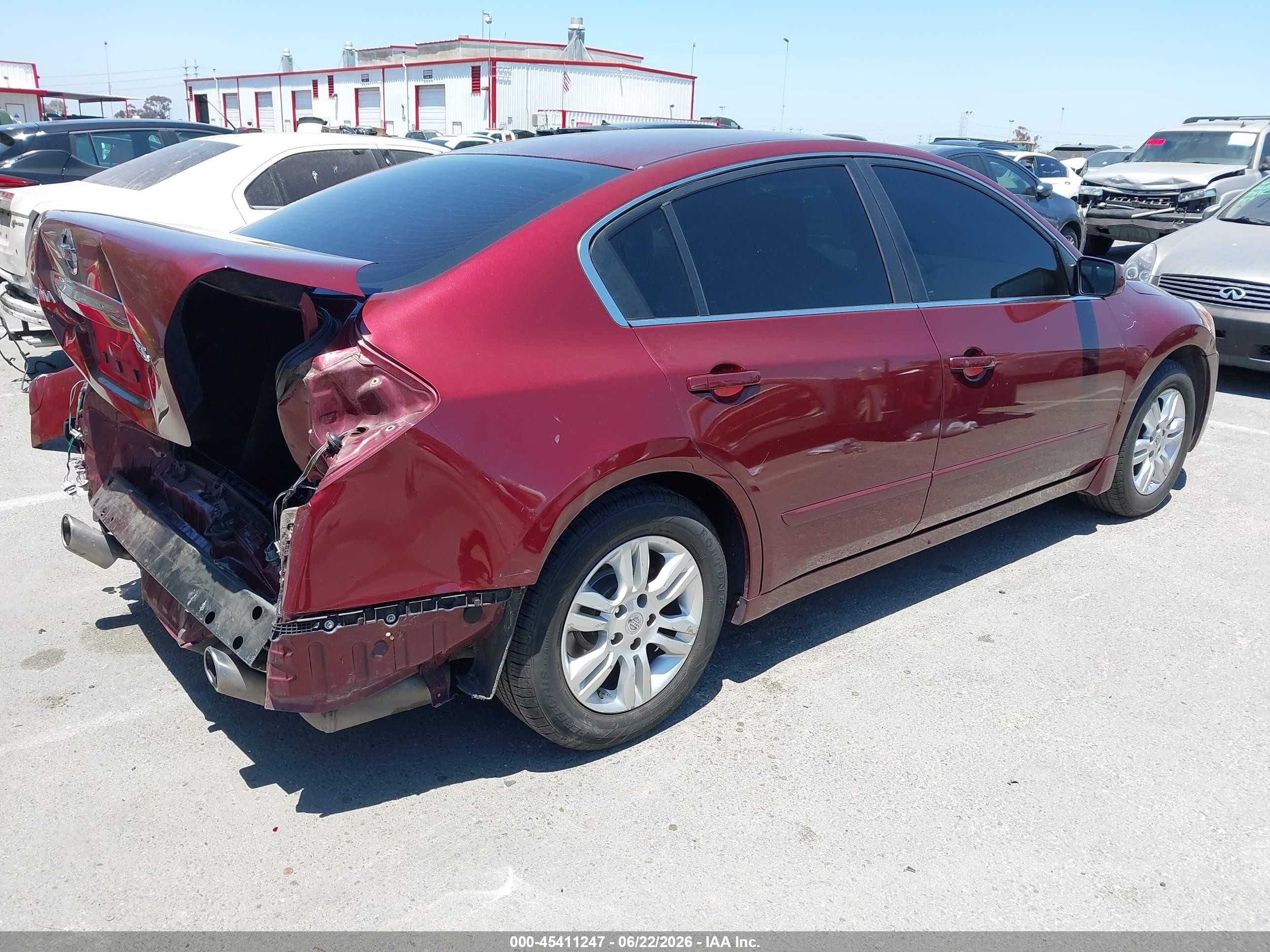 2012 Nissan Altima 2.5 S Red vin: 1N4AL2AP3CN568730