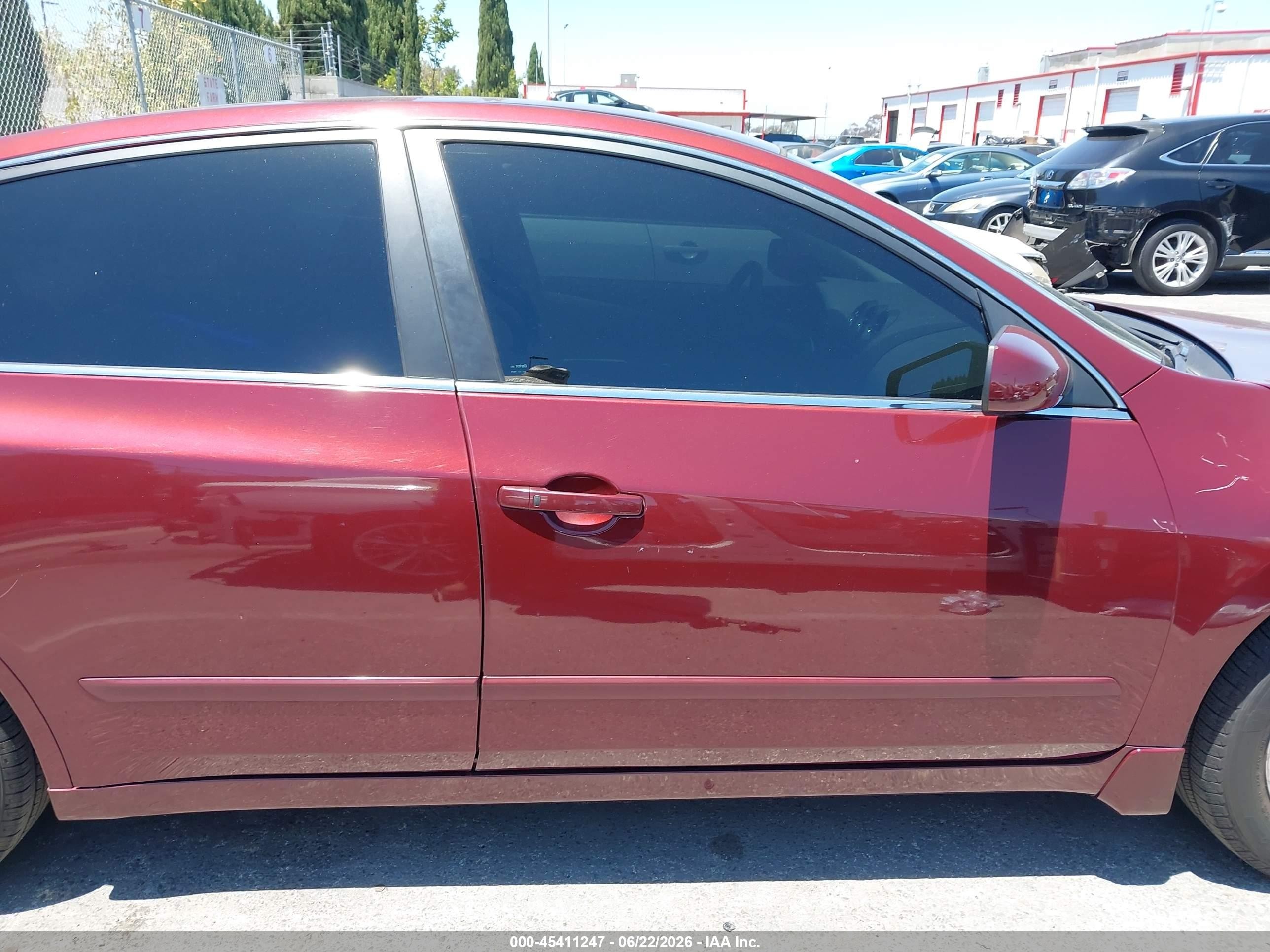 2012 Nissan Altima 2.5 S Red vin: 1N4AL2AP3CN568730
