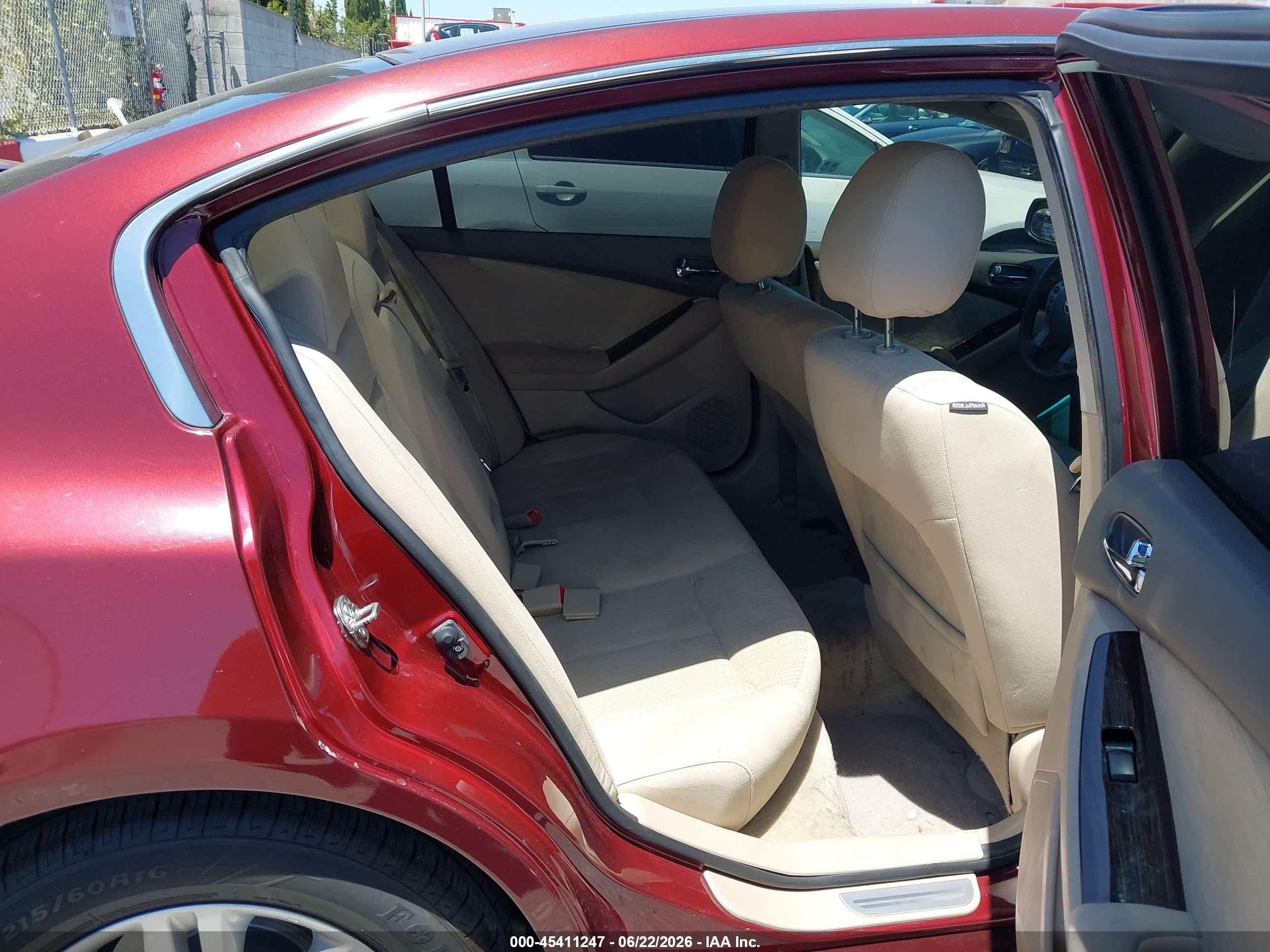 2012 Nissan Altima 2.5 S Red vin: 1N4AL2AP3CN568730