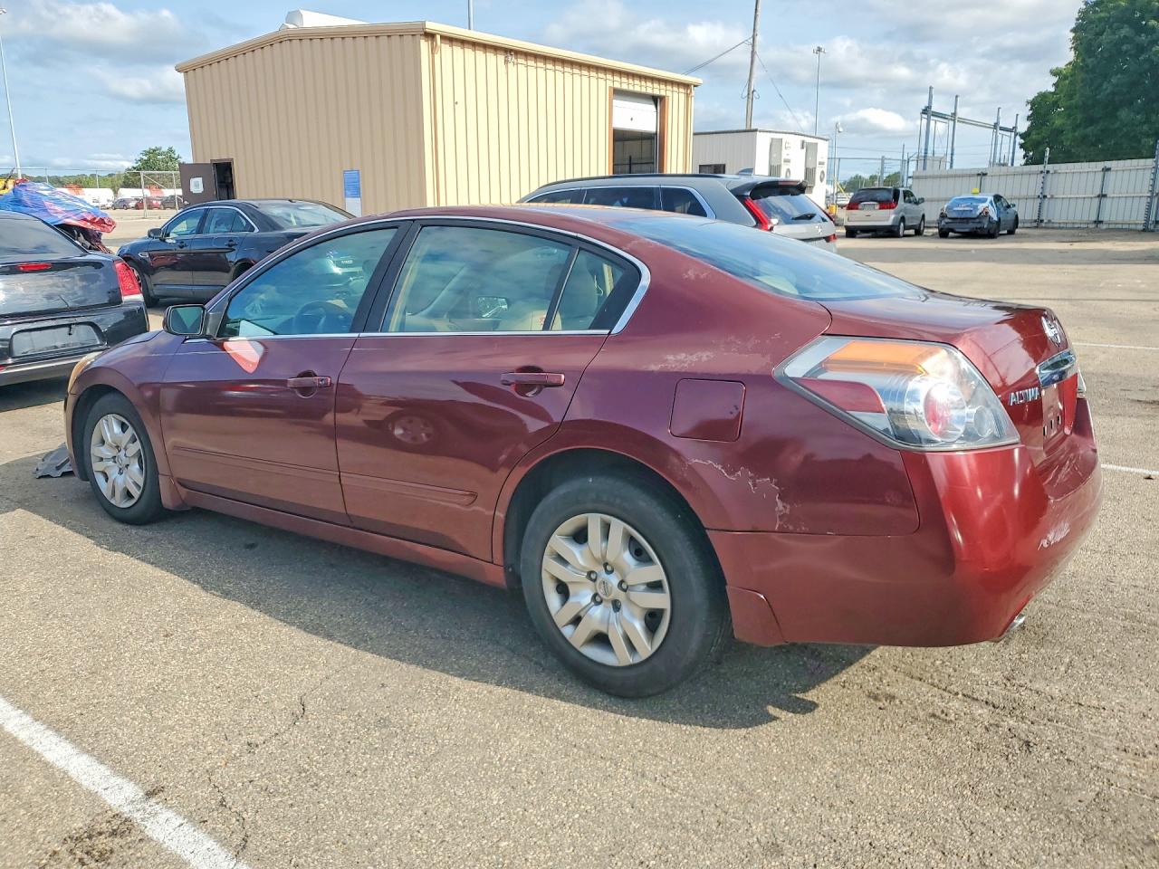 2010 Nissan Altima 2.5 Maroon vin: 1N4AL2AP4AC111921