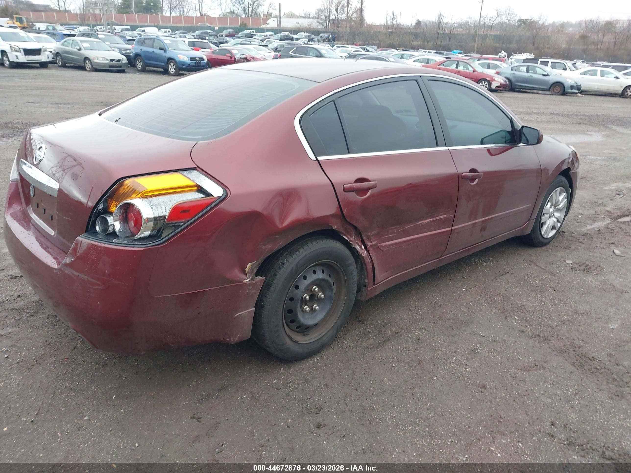 2010 Nissan Altima 2.5 S Maroon vin: 1N4AL2AP4AC193102