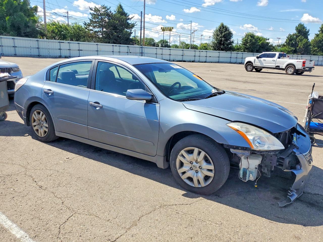 2010 Nissan Altima Base/s Silver vin: 1N4AL2AP4AN412533