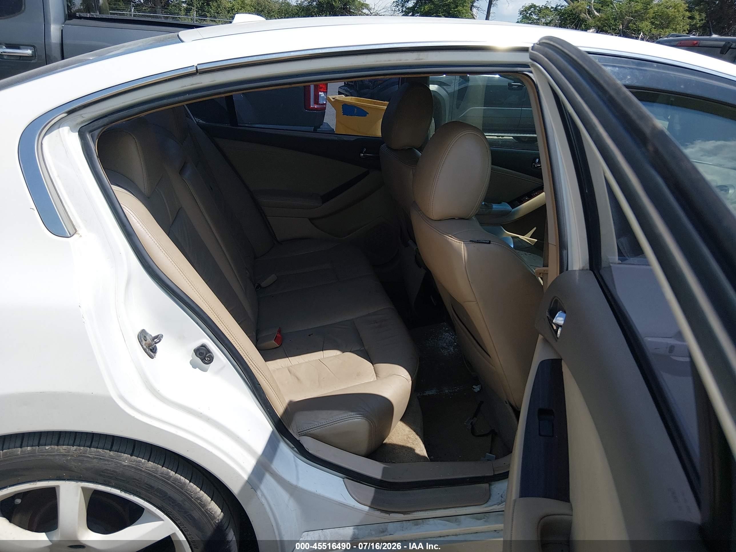 2010 Nissan Altima 2.5 S White vin: 1N4AL2AP4AN413729
