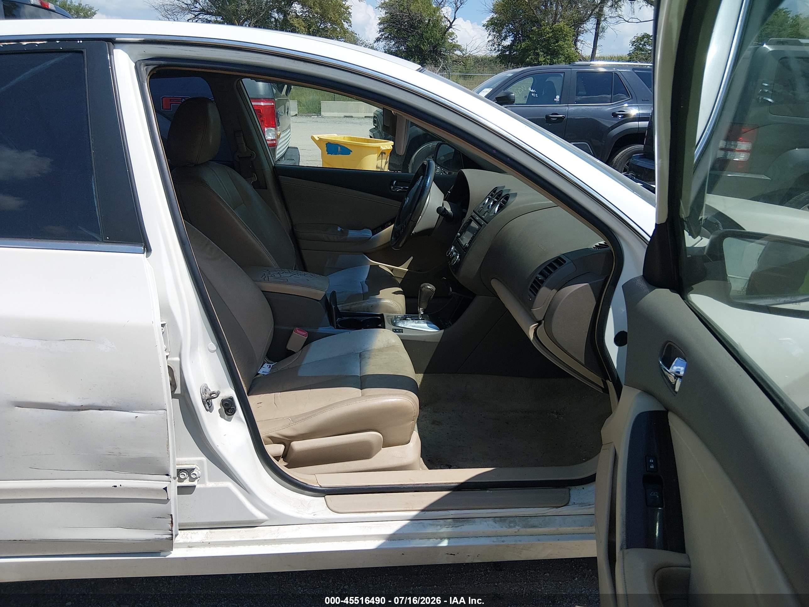 2010 Nissan Altima 2.5 S White vin: 1N4AL2AP4AN413729