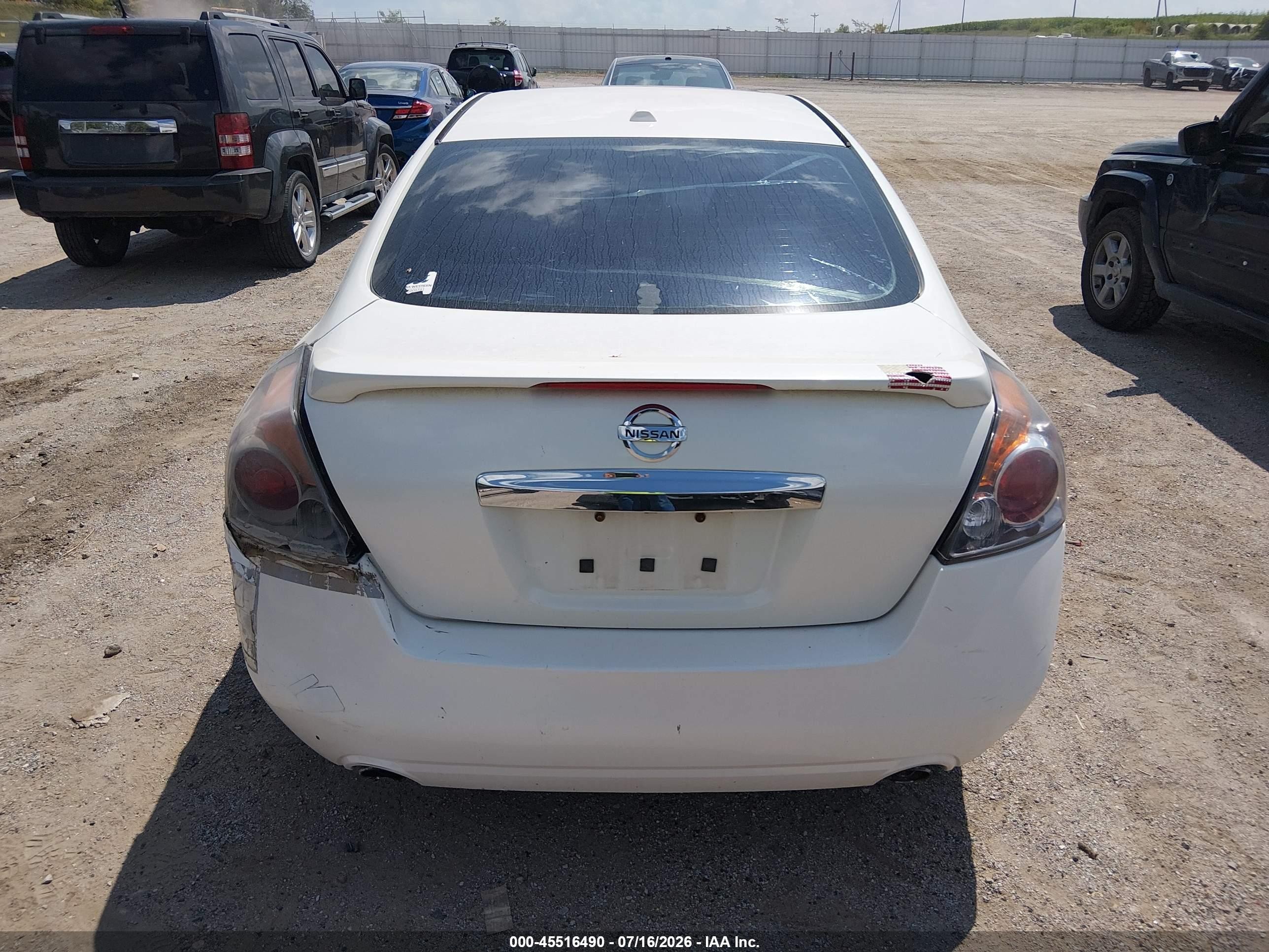 2010 Nissan Altima 2.5 S White vin: 1N4AL2AP4AN413729