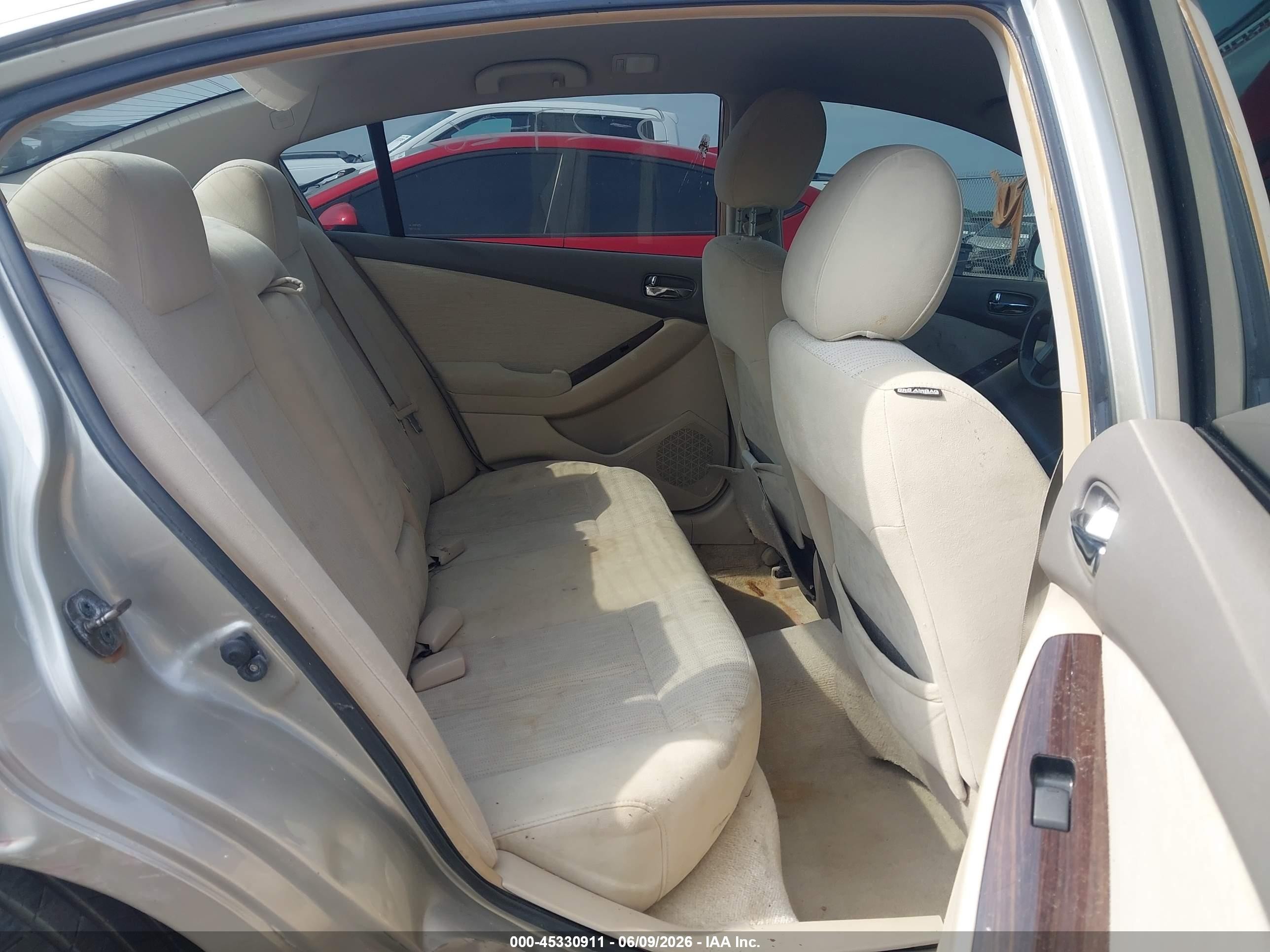 2010 Nissan Altima 2.5 S Gold vin: 1N4AL2AP4AN424469