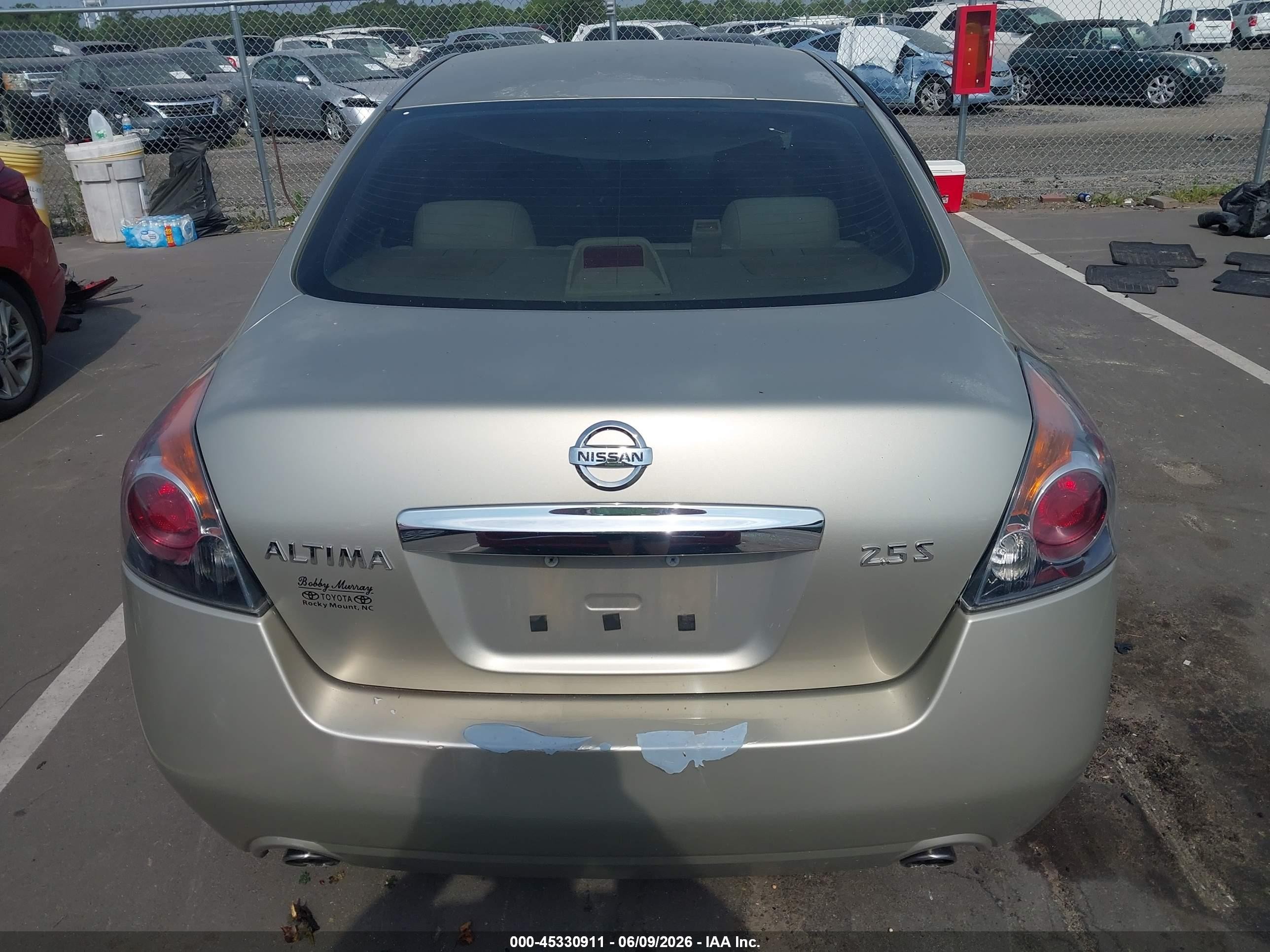 2010 Nissan Altima 2.5 S Gold vin: 1N4AL2AP4AN424469