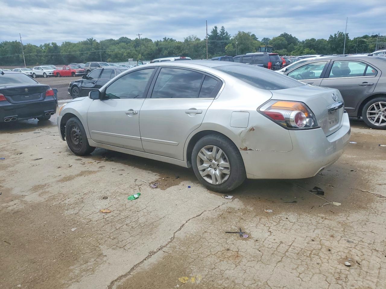 2010 Nissan Altima 2.5 Серебряный vin: 1N4AL2AP4AN426917