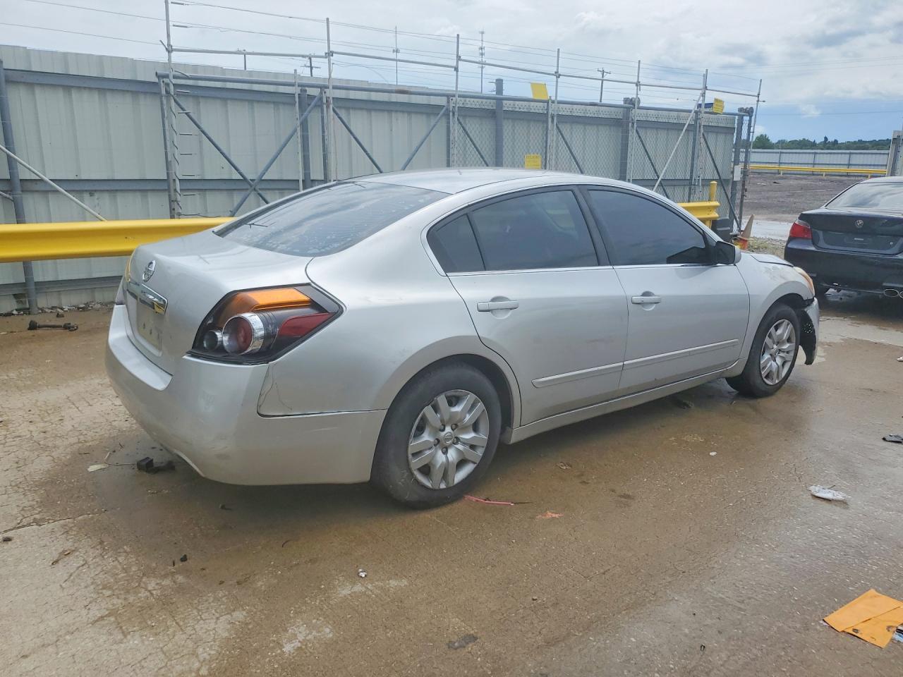 2010 Nissan Altima 2.5 Серебряный vin: 1N4AL2AP4AN426917