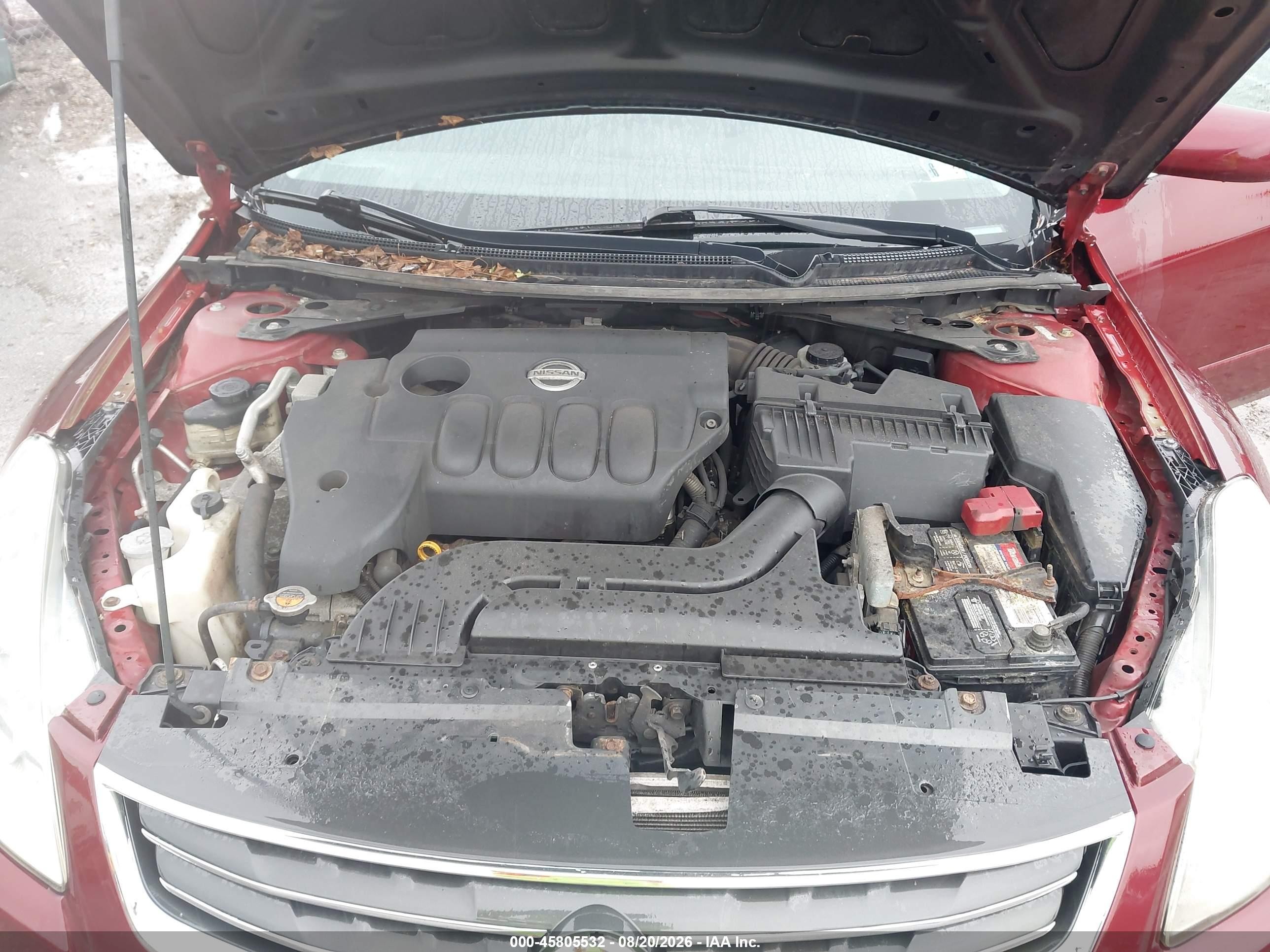 2010 Nissan Altima 2.5 S Red vin: 1N4AL2AP4AN501471