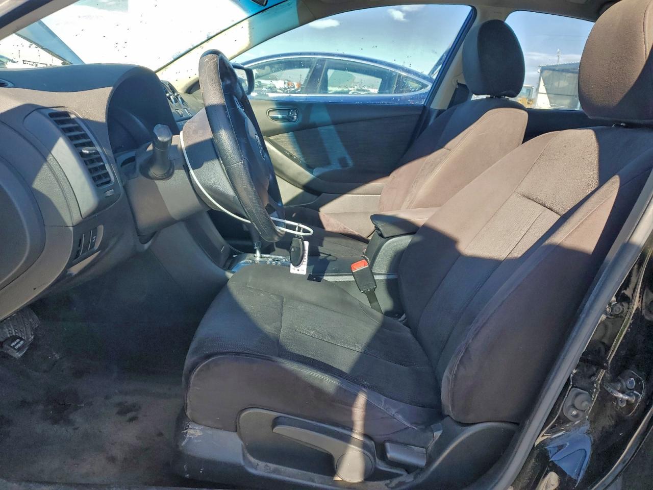 2010 Nissan Altima Base Black vin: 1N4AL2AP4AN539931