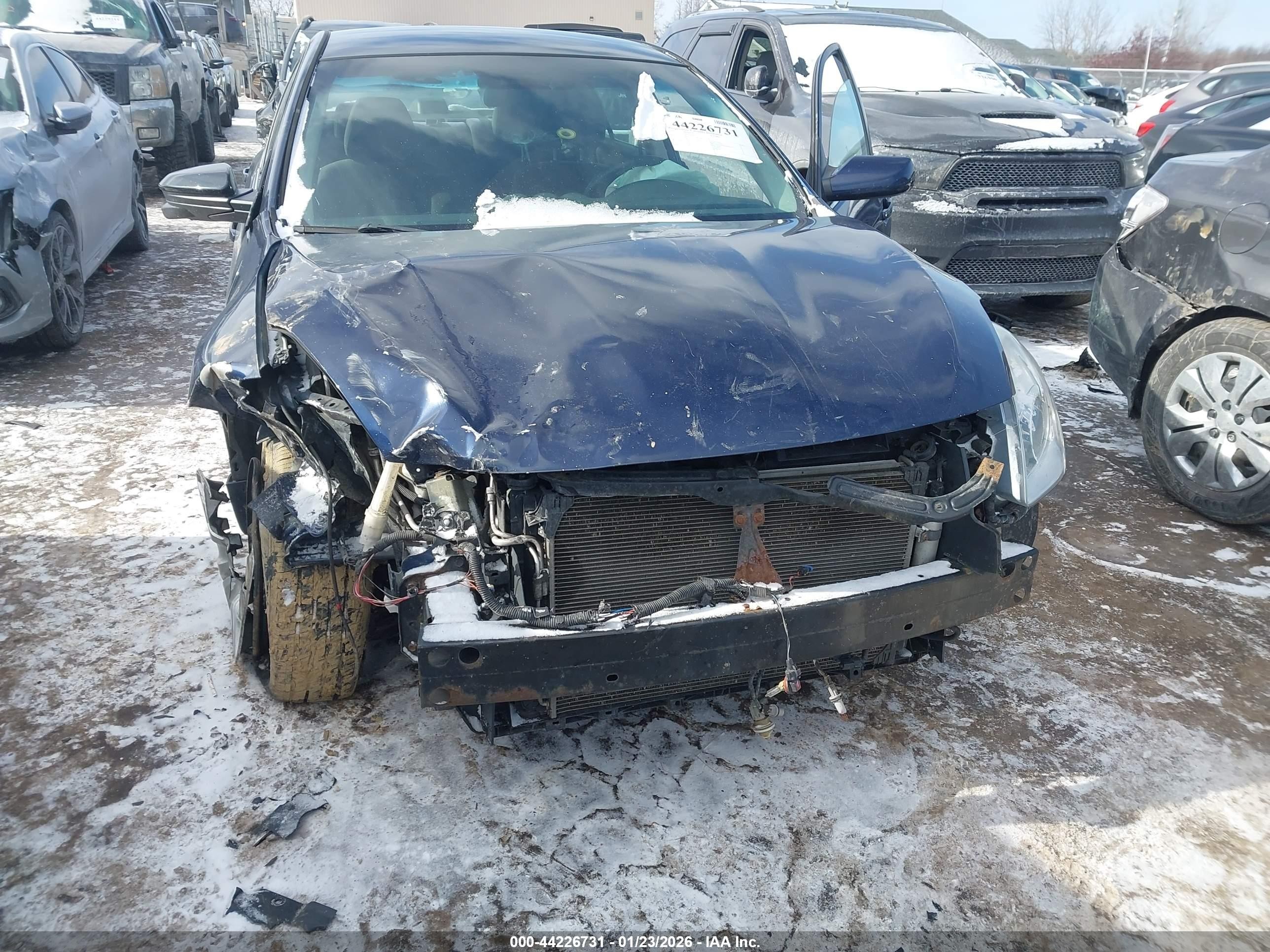 2010 Nissan Altima 2.5 S Blue vin: 1N4AL2AP4AN549407