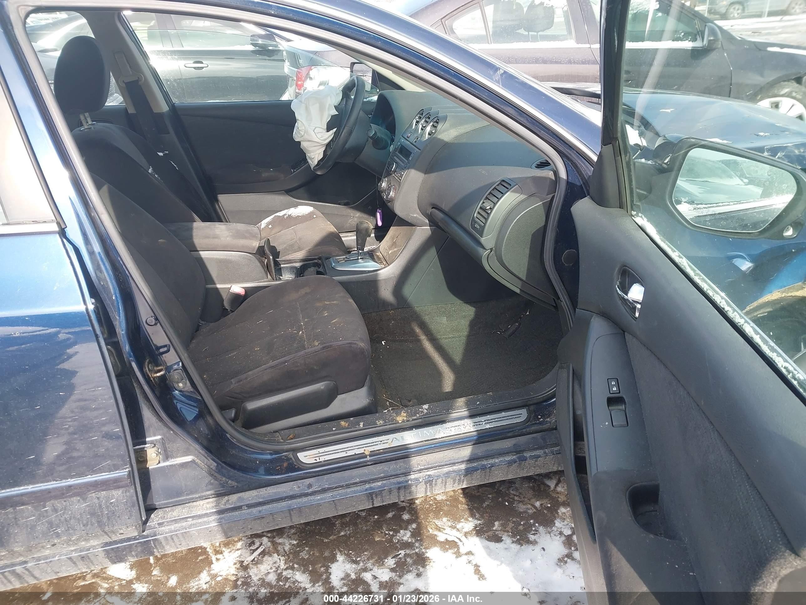 2010 Nissan Altima 2.5 S Blue vin: 1N4AL2AP4AN549407