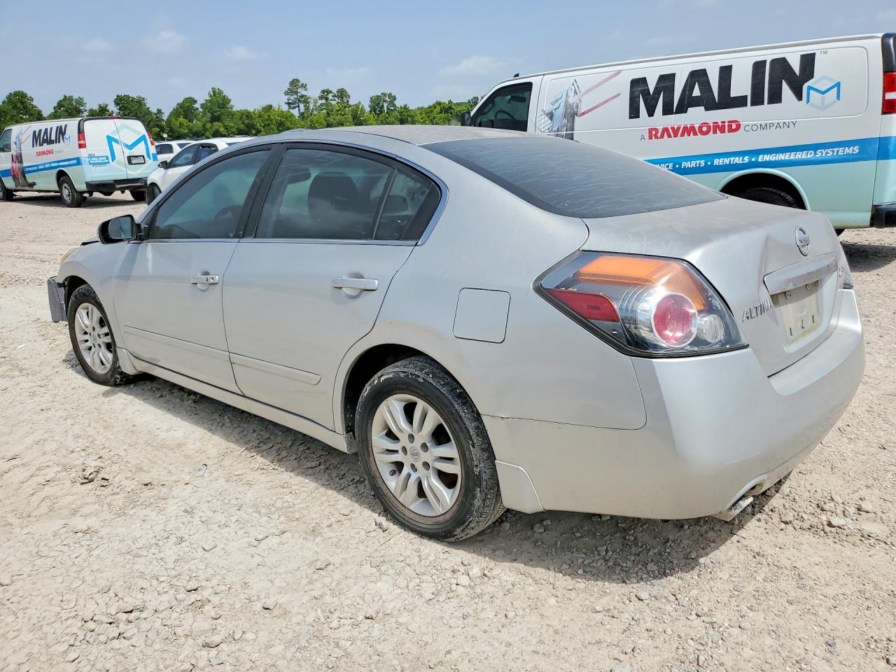 2010 Nissan Altima 4d Silver vin: 1N4AL2AP4AN553442