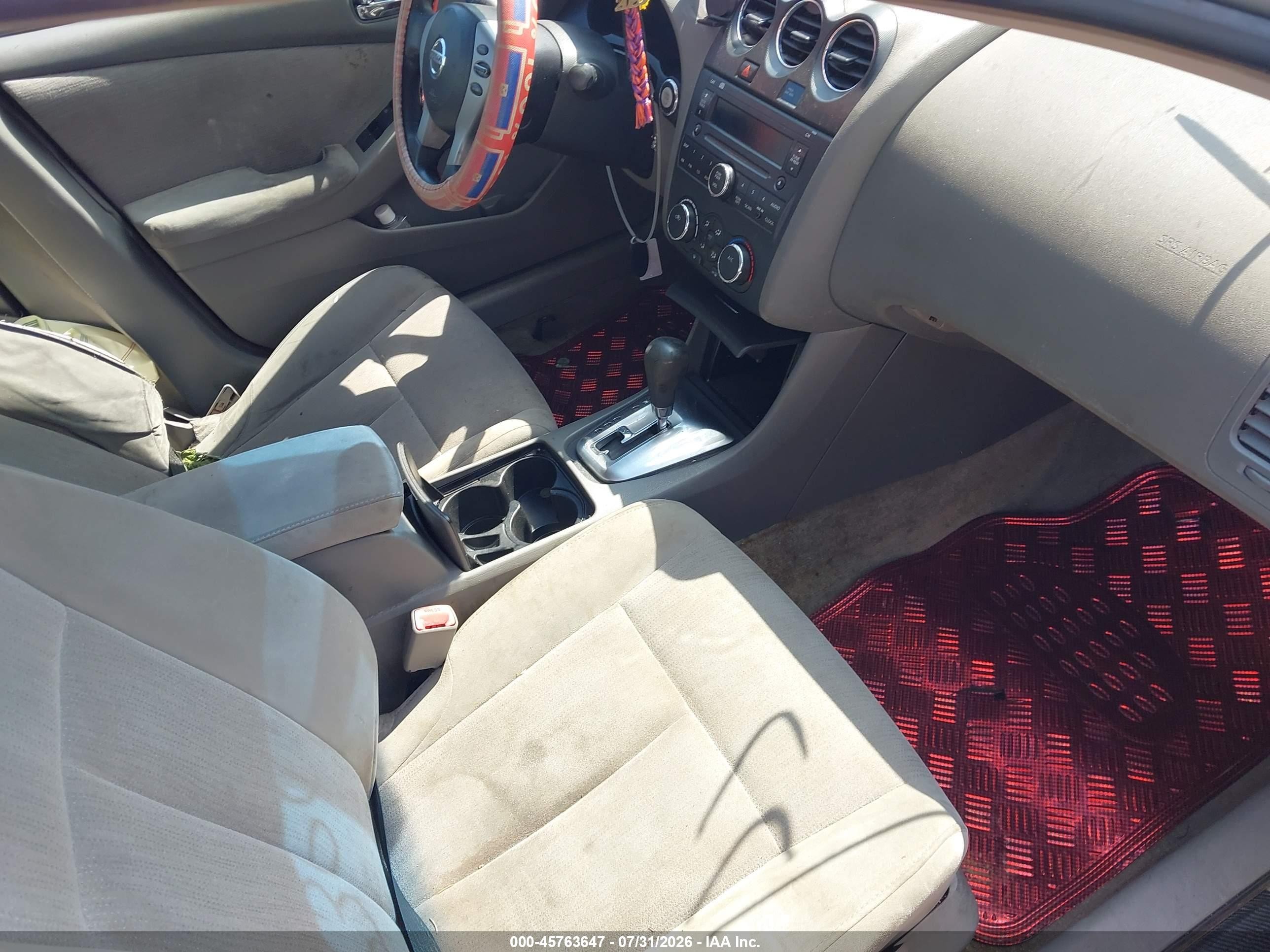 2010 Nissan Altima 2.5 S Серебряный vin: 1N4AL2AP4AN554820
