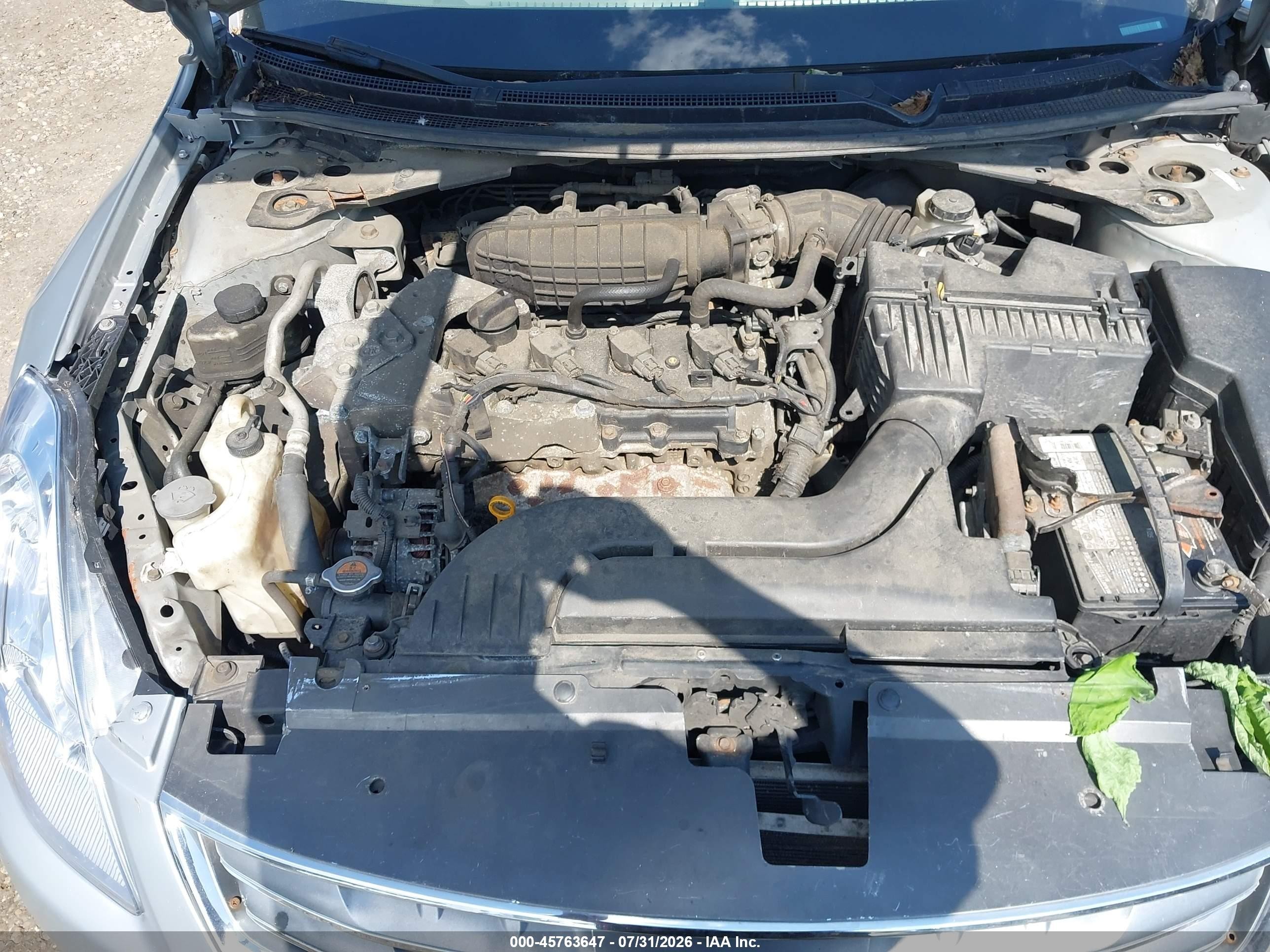 2010 Nissan Altima 2.5 S Серебряный vin: 1N4AL2AP4AN554820