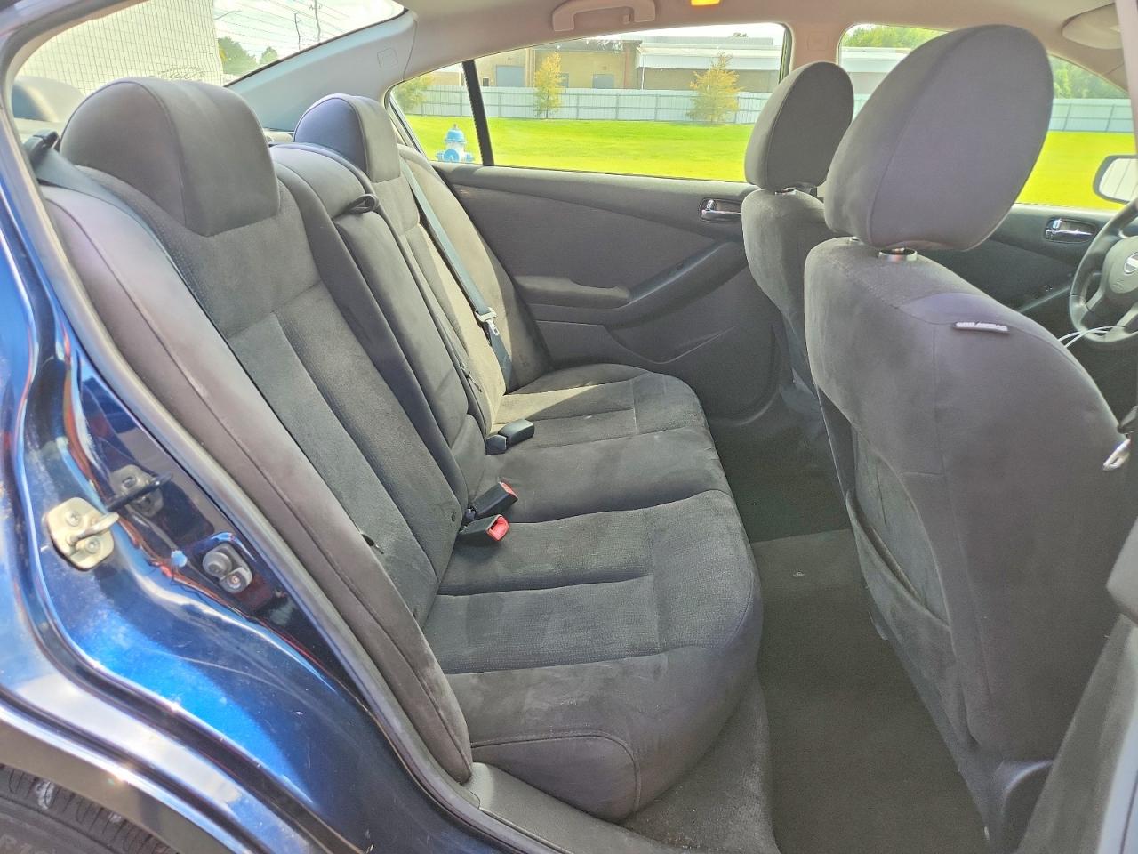 2010 Nissan Altima 2.5 Blue vin: 1N4AL2AP4AN562593
