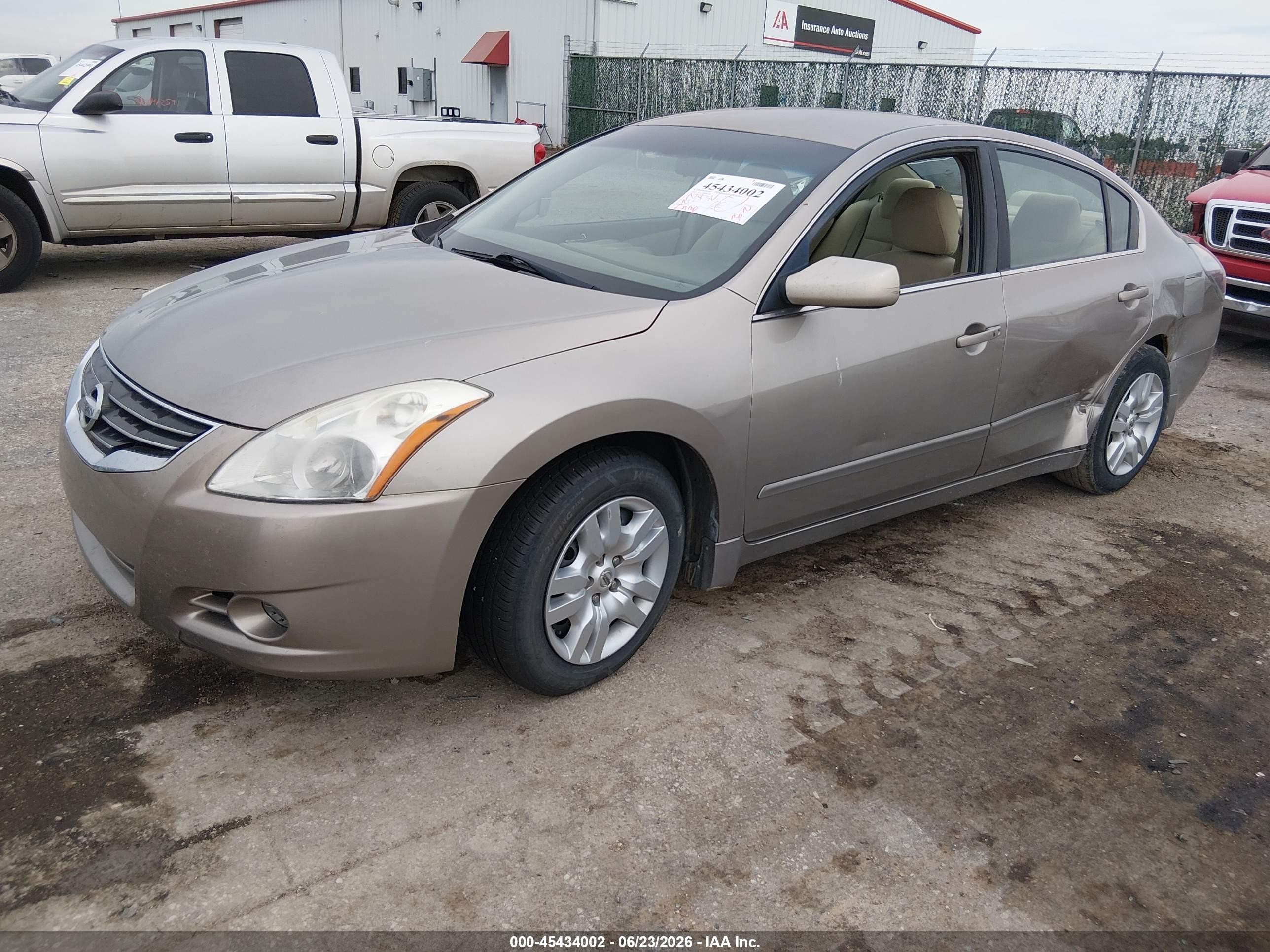 2011 Nissan Altima 2.5 S Tan vin: 1N4AL2AP4BC135962
