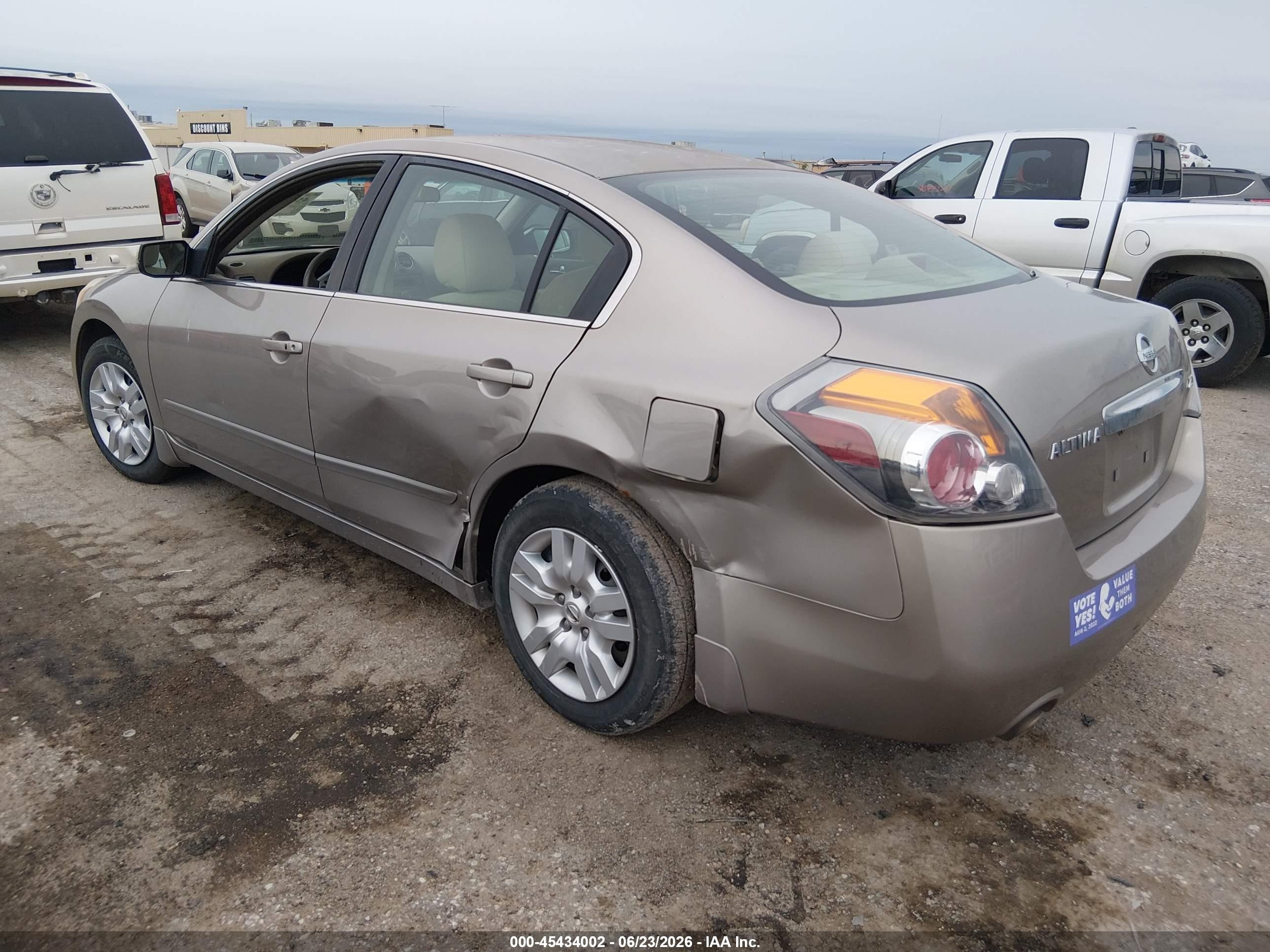 2011 Nissan Altima 2.5 S Tan vin: 1N4AL2AP4BC135962