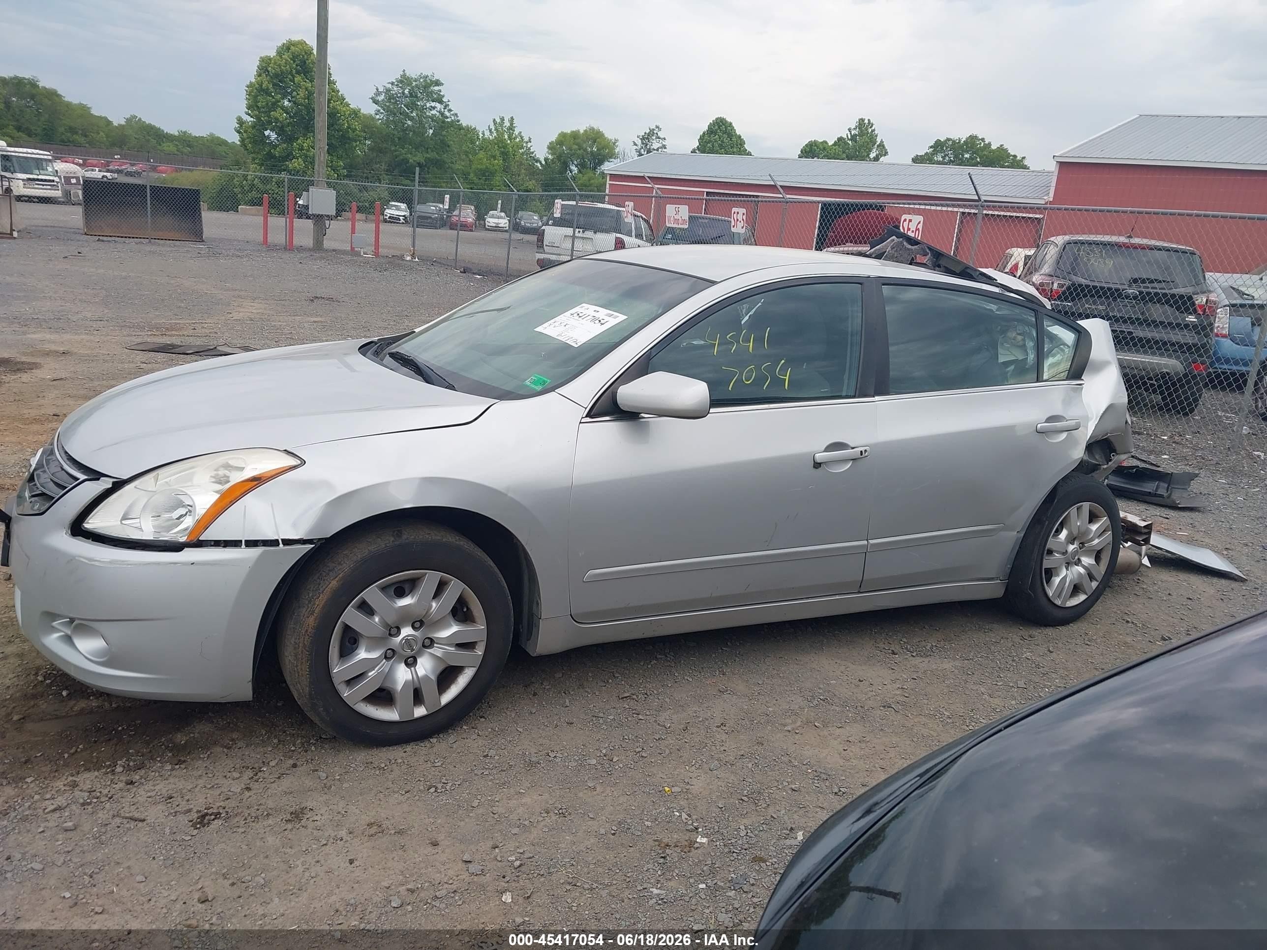2011 Nissan Altima 2.5 S Silver vin: 1N4AL2AP4BC151711
