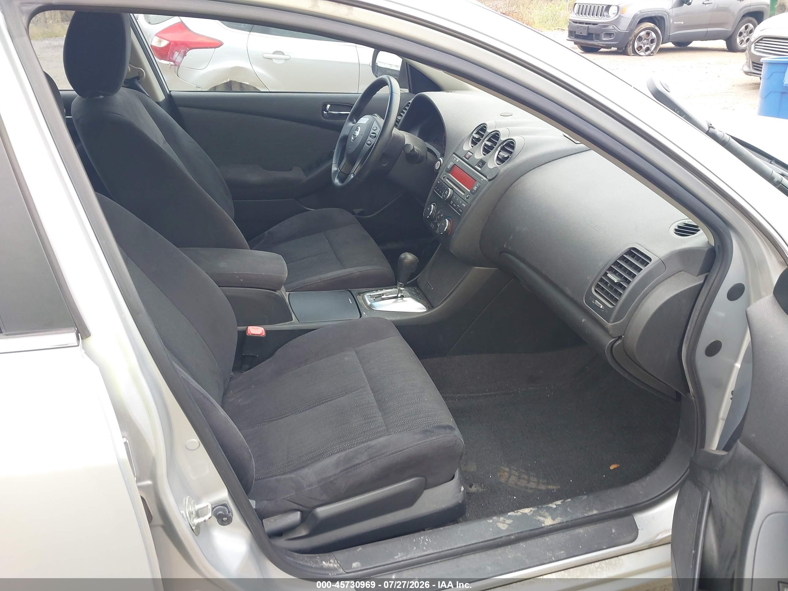 2011 Nissan Altima 2.5 S Серебряный vin: 1N4AL2AP4BC163986