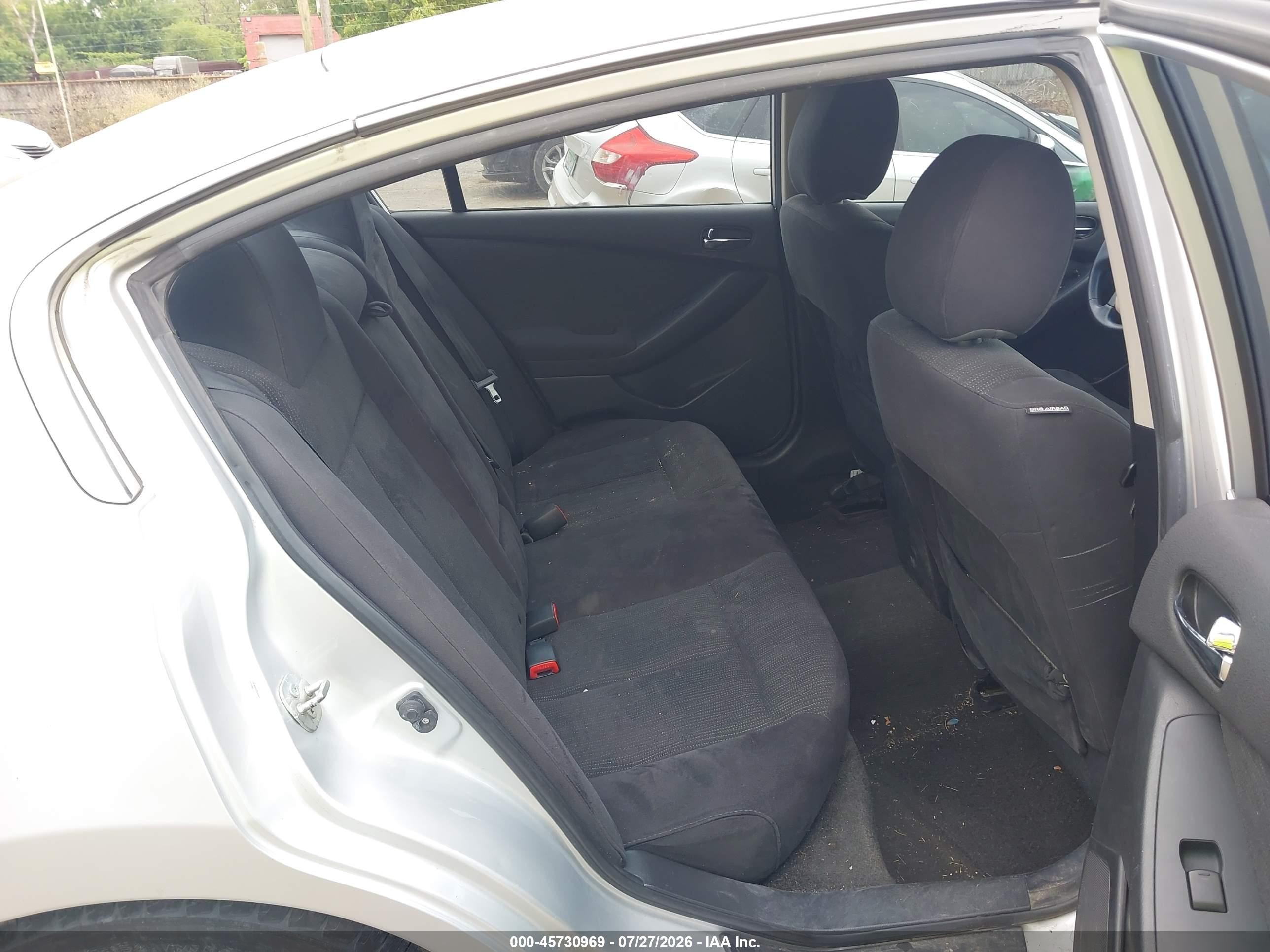 2011 Nissan Altima 2.5 S Серебряный vin: 1N4AL2AP4BC163986