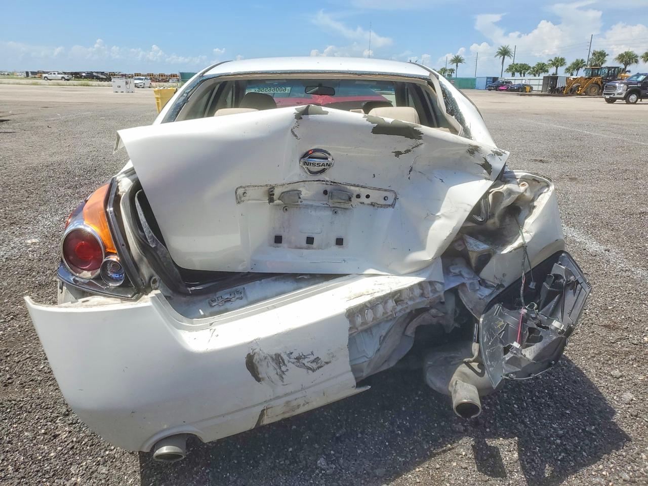 2011 Nissan Altima 2.5 White vin: 1N4AL2AP4BC168315