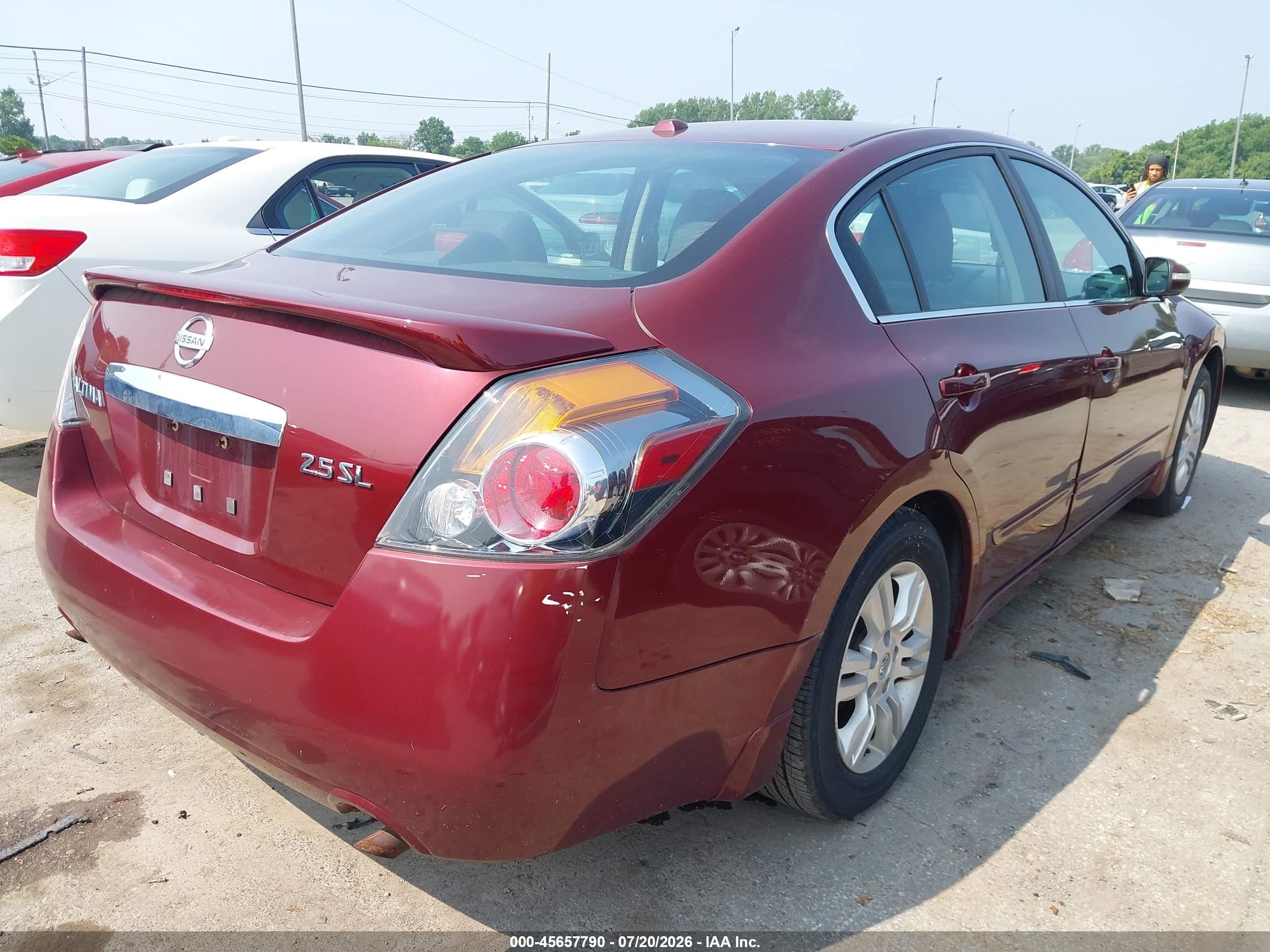 2011 Nissan Altima 2.5 S Burgundy vin: 1N4AL2AP4BN406703