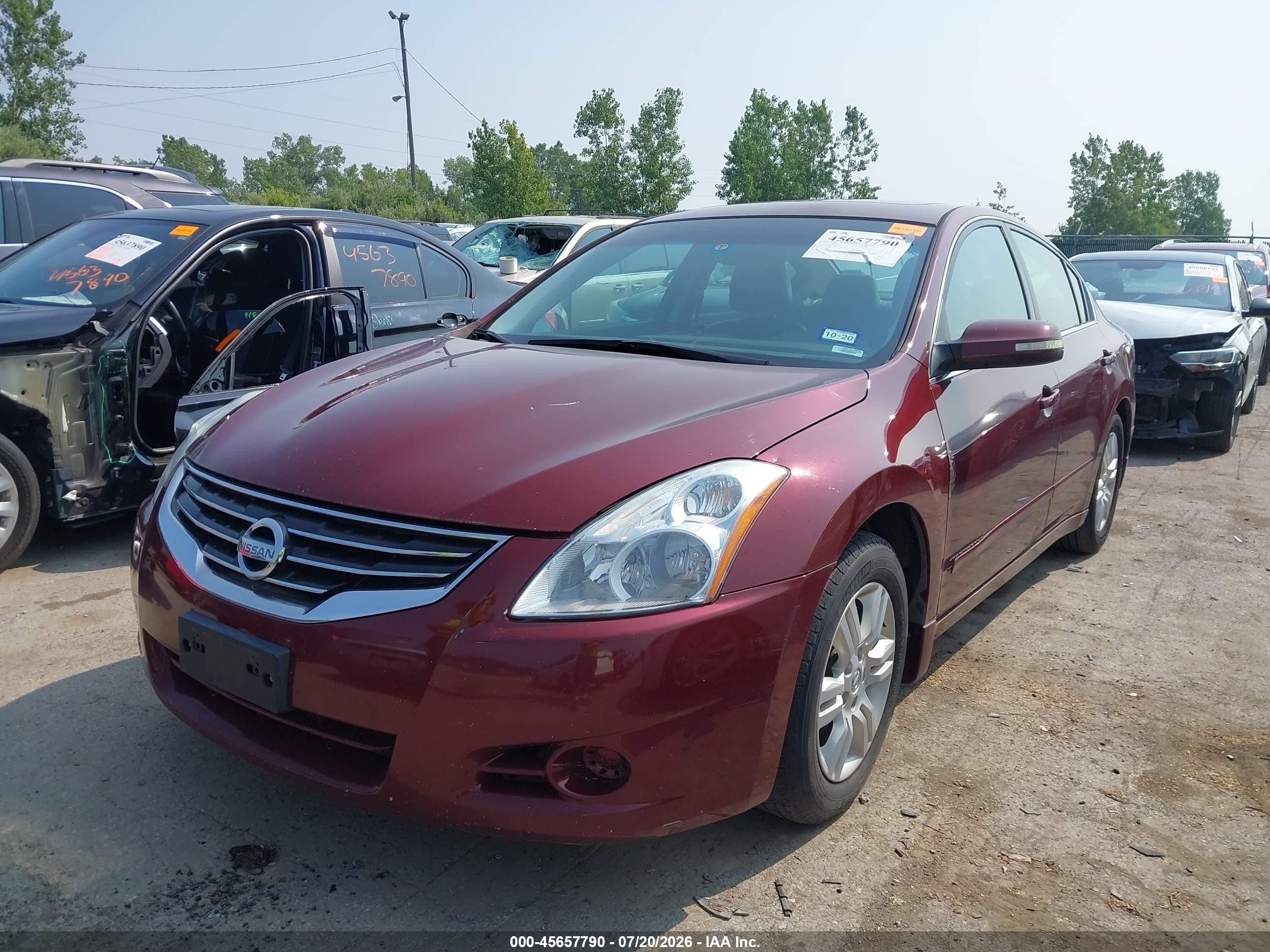 2011 Nissan Altima 2.5 S Burgundy vin: 1N4AL2AP4BN406703