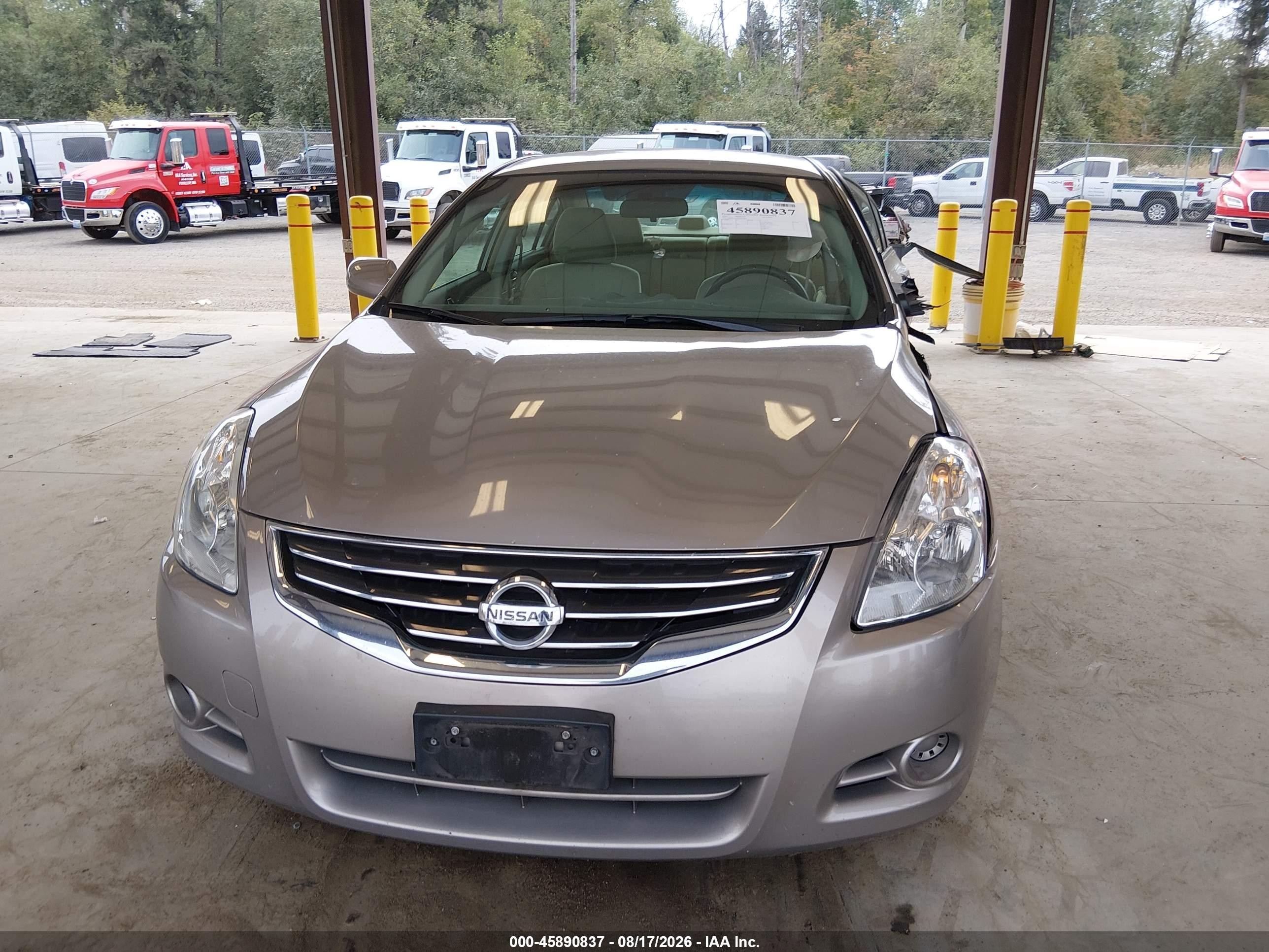 2011 Nissan Altima 2.5 S Brown vin: 1N4AL2AP4BN413862