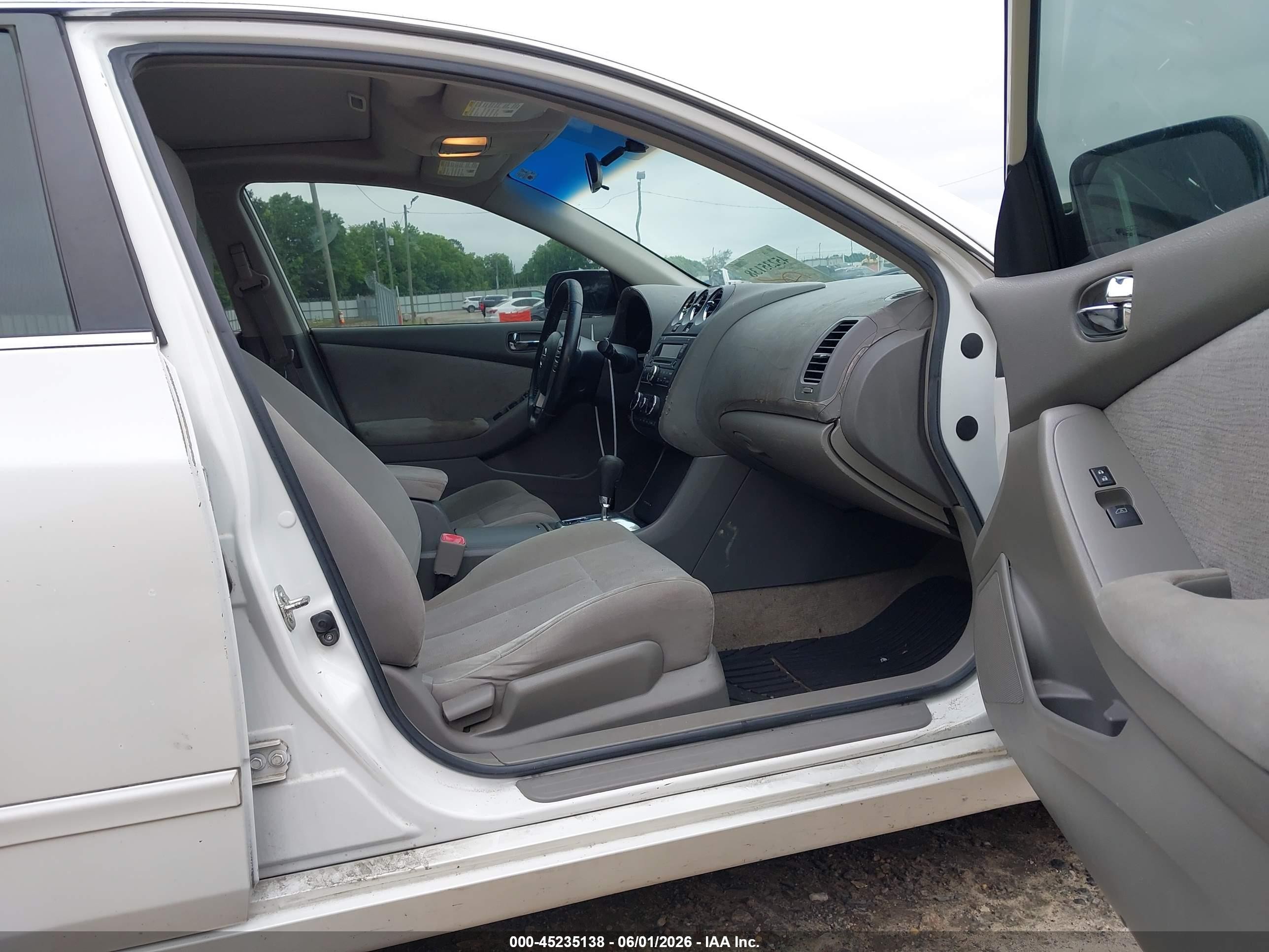 2011 Nissan Altima 2.5 S White vin: 1N4AL2AP4BN433240