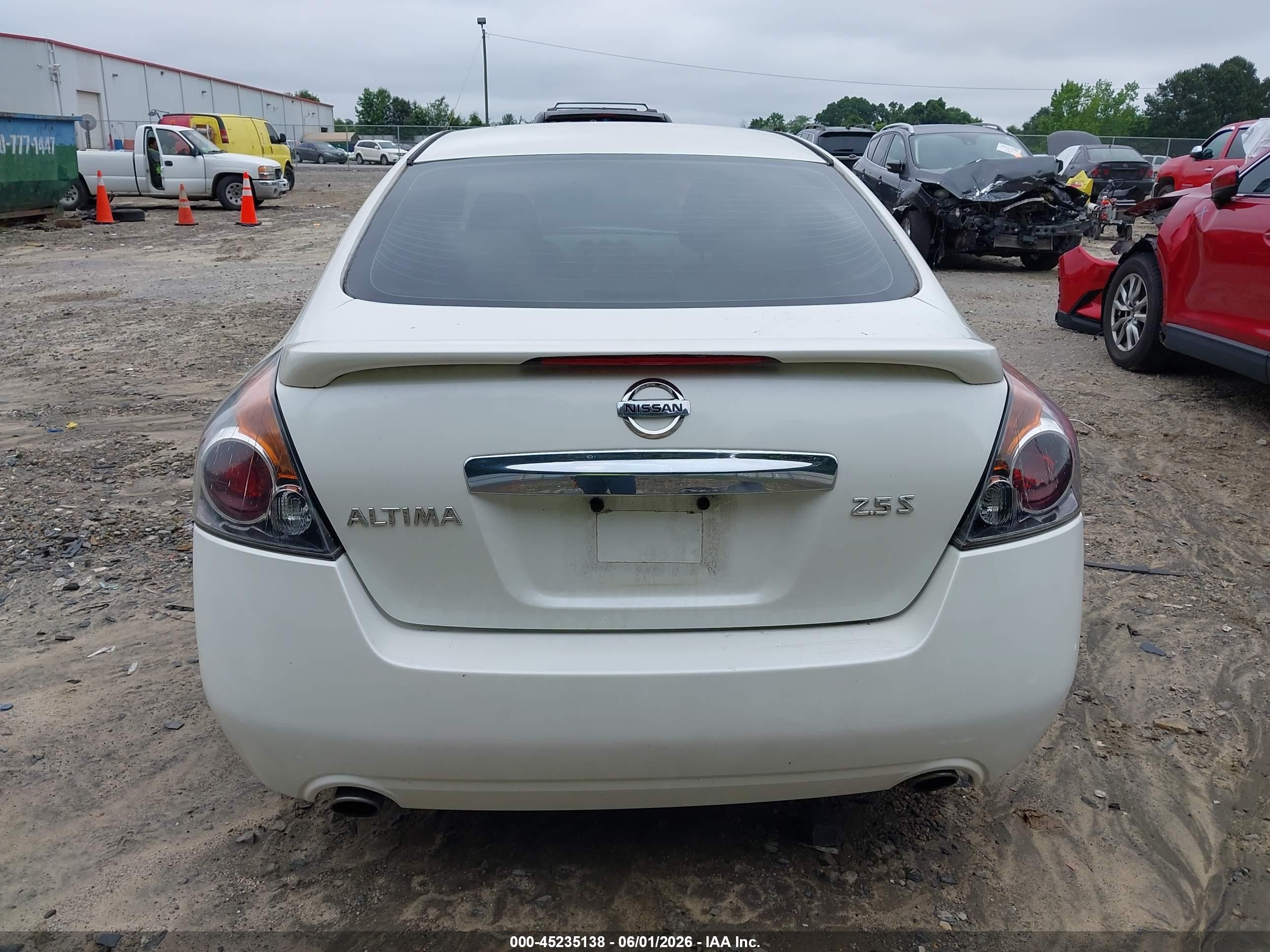 2011 Nissan Altima 2.5 S White vin: 1N4AL2AP4BN433240