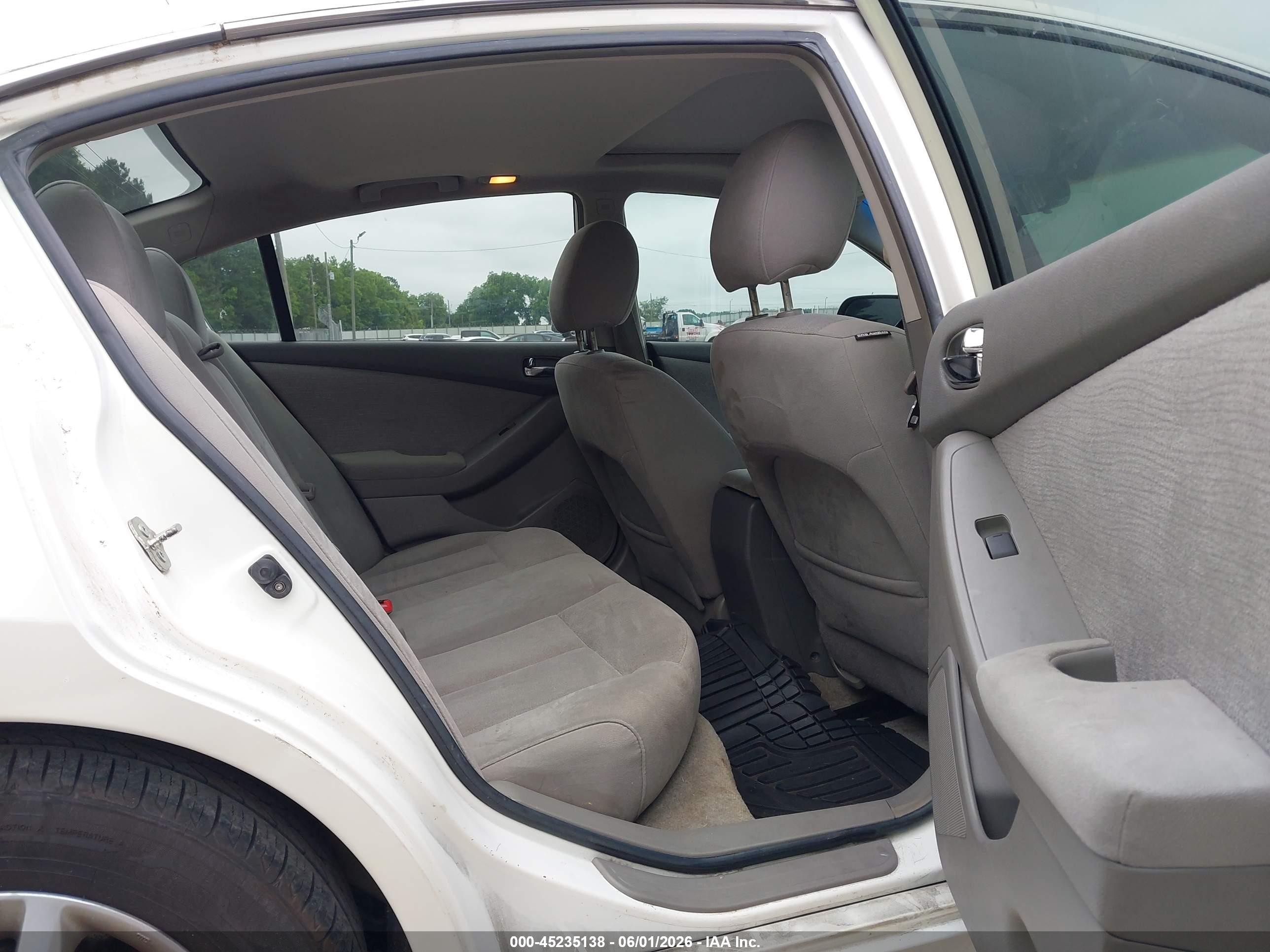 2011 Nissan Altima 2.5 S White vin: 1N4AL2AP4BN433240