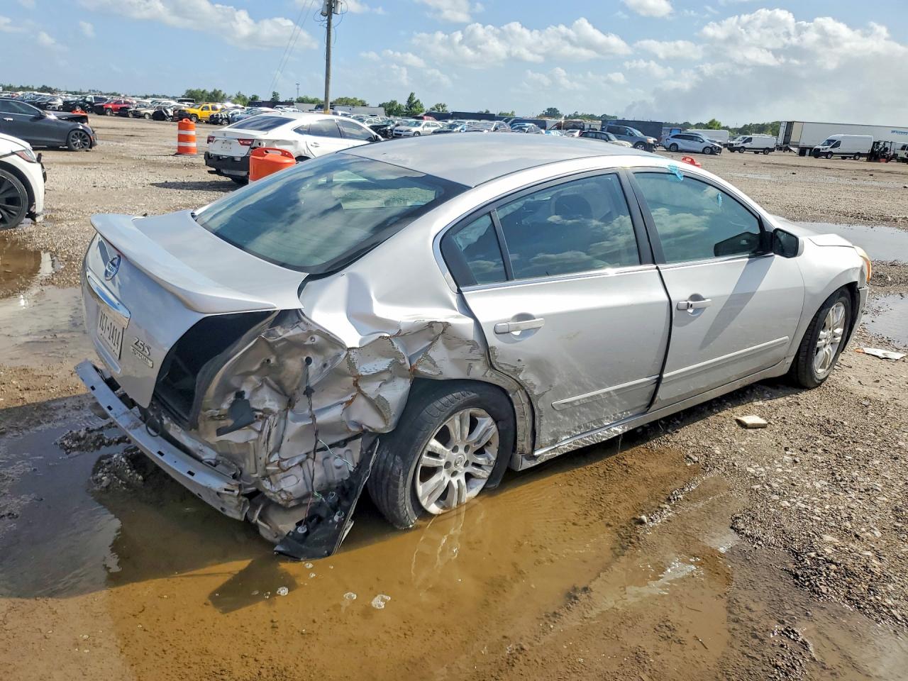 2011 Nissan Altima 2.5 Silver vin: 1N4AL2AP4BN475388