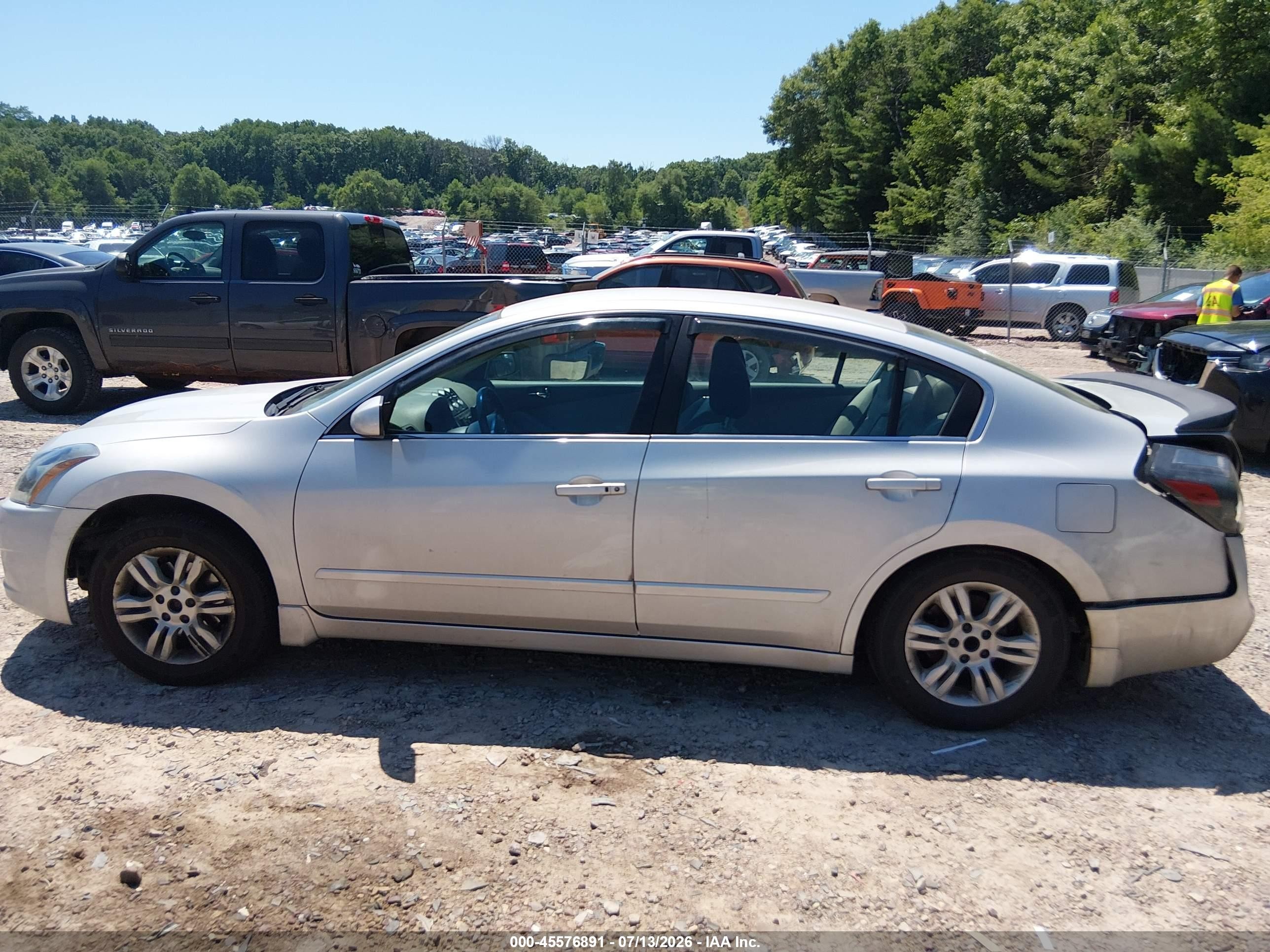 2011 Nissan Altima 2.5 S Silver vin: 1N4AL2AP4BN501245