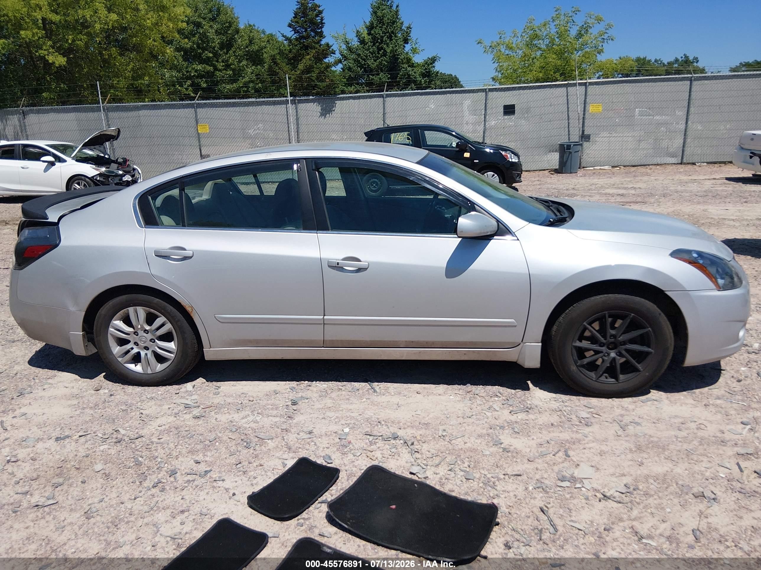 2011 Nissan Altima 2.5 S Silver vin: 1N4AL2AP4BN501245