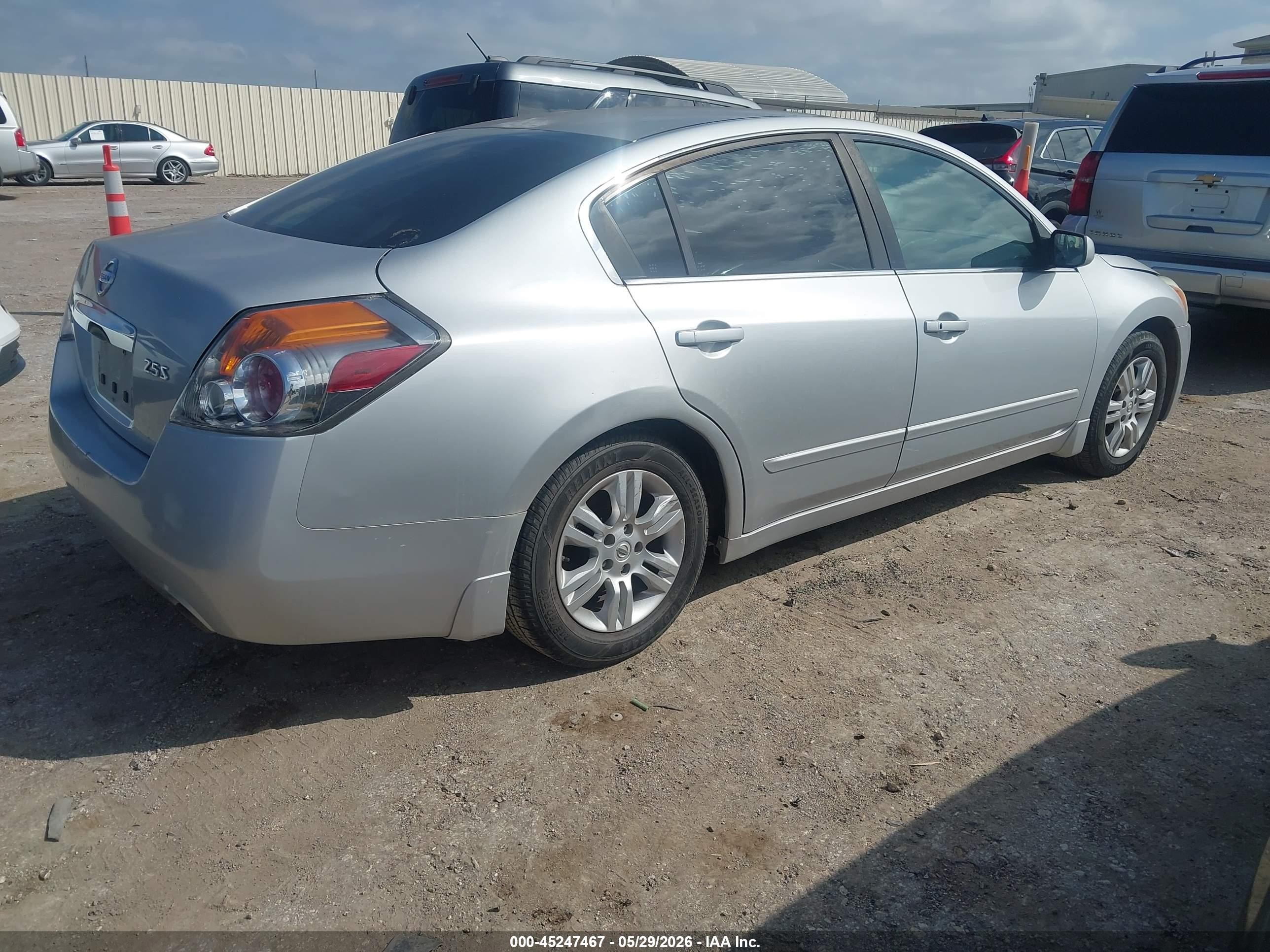 2011 Nissan Altima 2.5 S Серебряный vin: 1N4AL2AP4BN503545